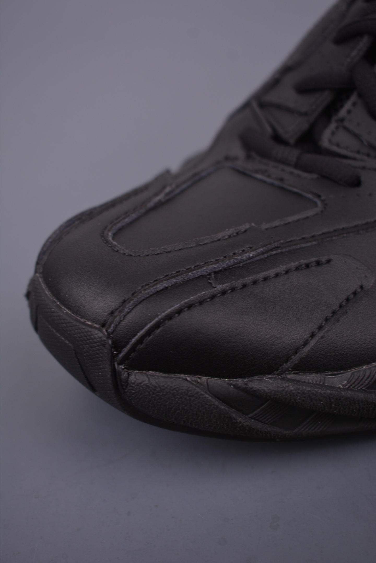 Balenciaga 16th Generation Black Sneakers: Superior Comfort and Quality 7 i1750113415751 9536 0 5