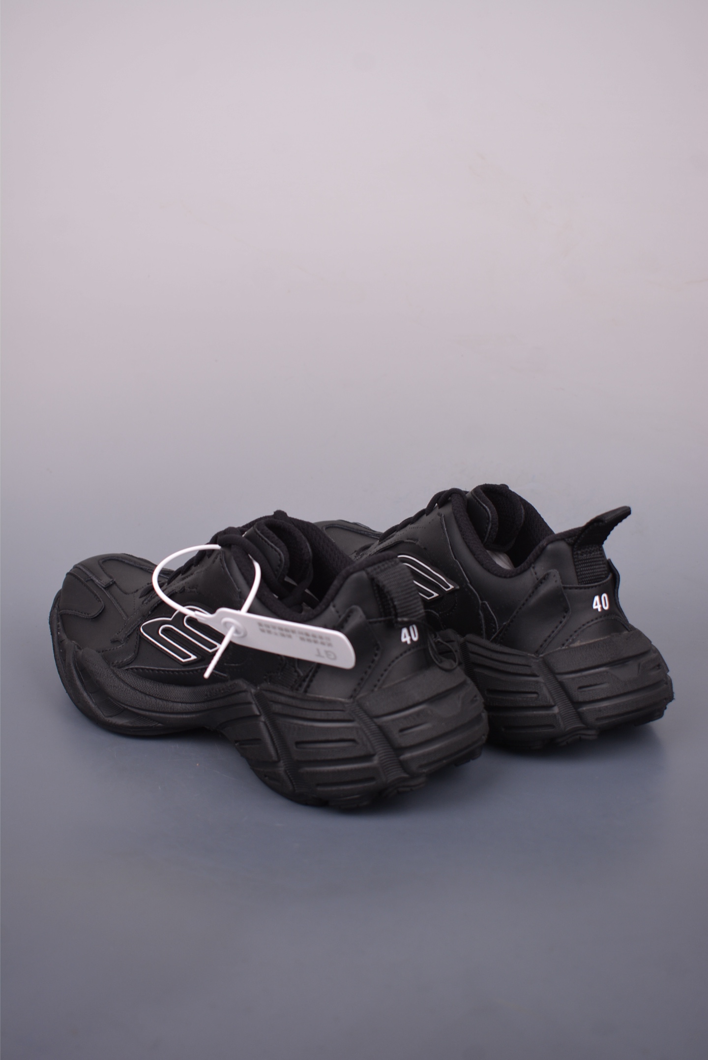 Balenciaga 16th Generation Black Sneakers: Superior Comfort and Quality 3 i1750113417039 1112 0 1