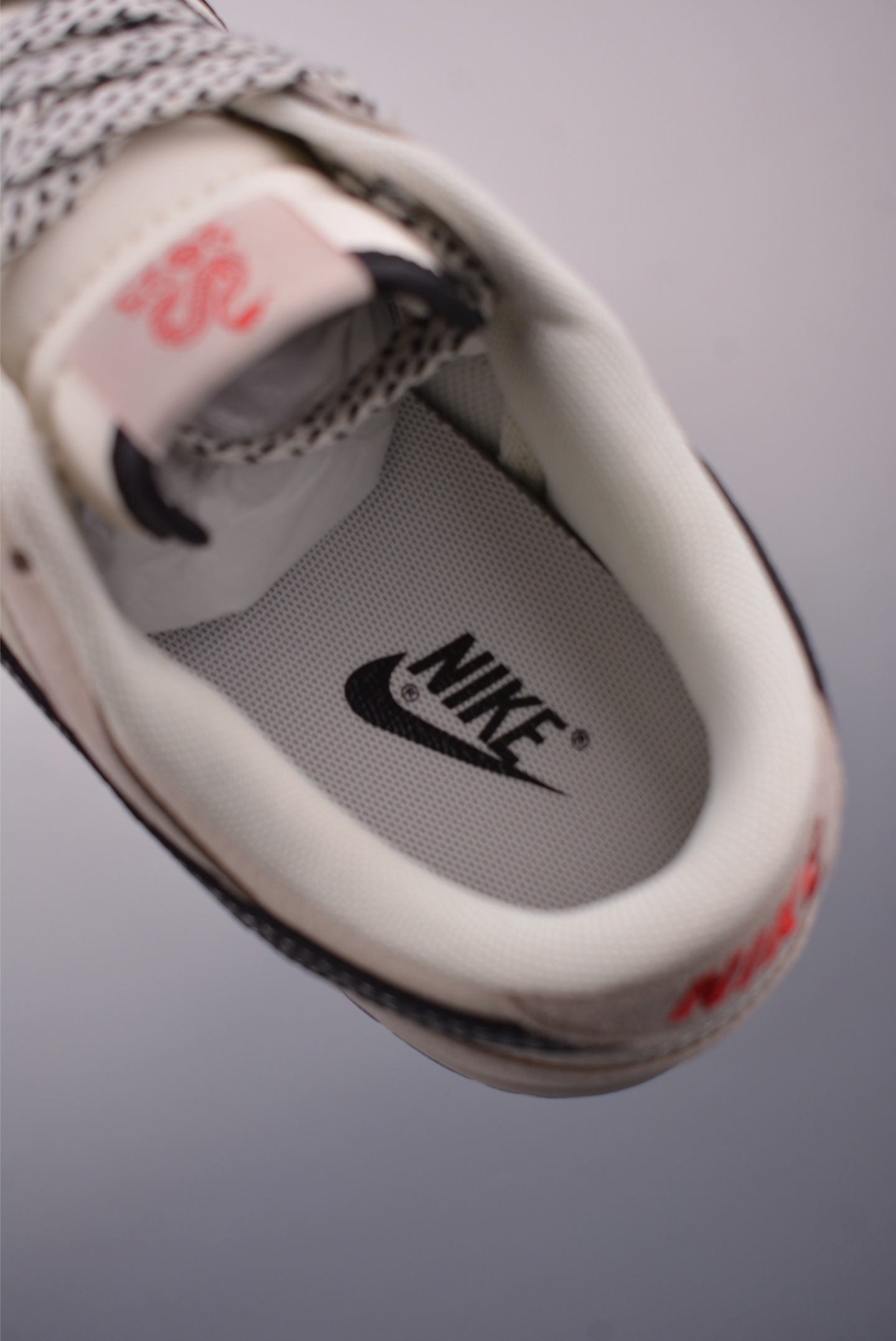 Nike SB Dunk Low DIY Sneakers - Premium Quality and Unique Design 9 i1750113473525 8284 0 8