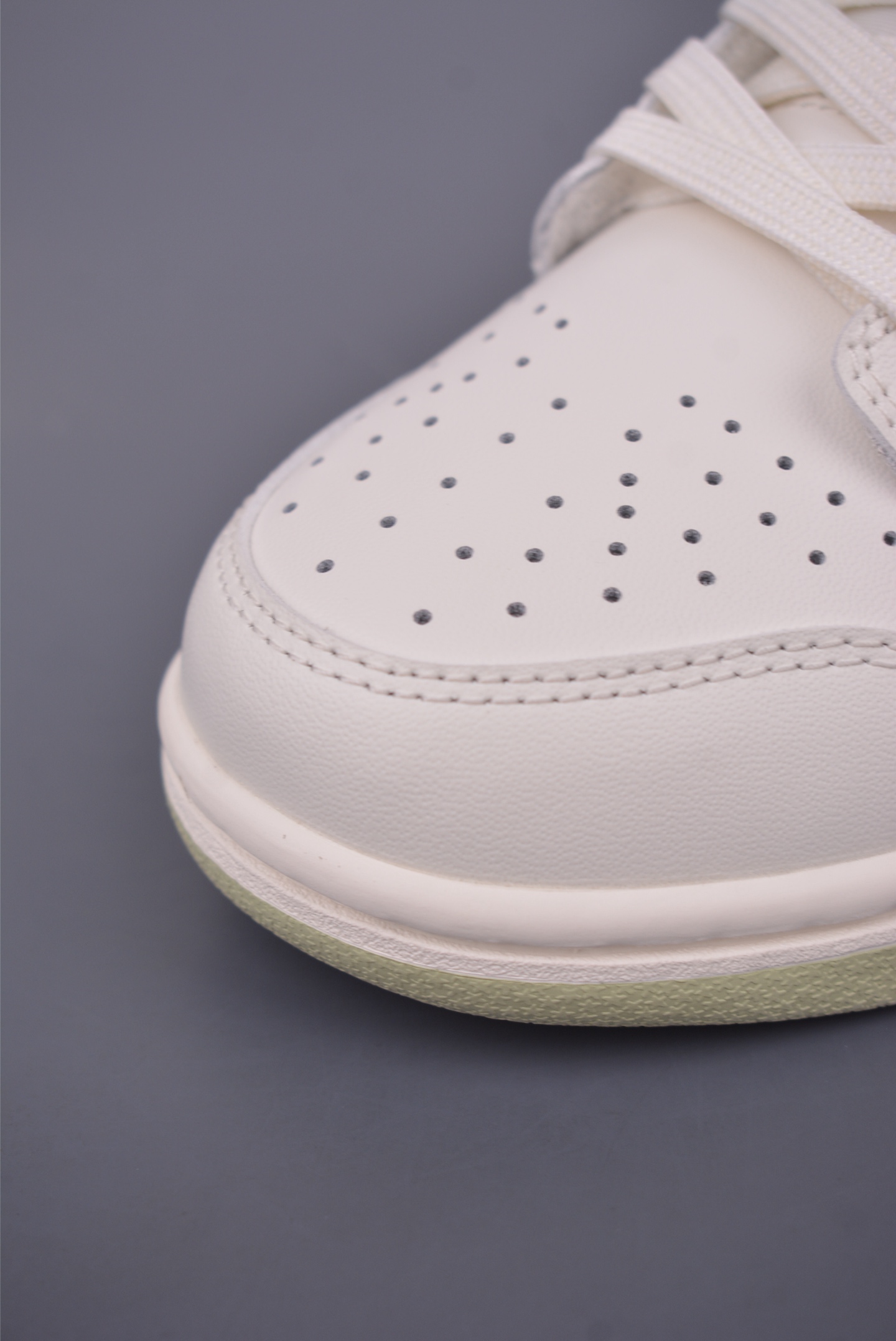 Nike SB Dunk Low: Premium Leather, Enhanced Comfort, and Original Style 7 i1750113620397 1185 0 5