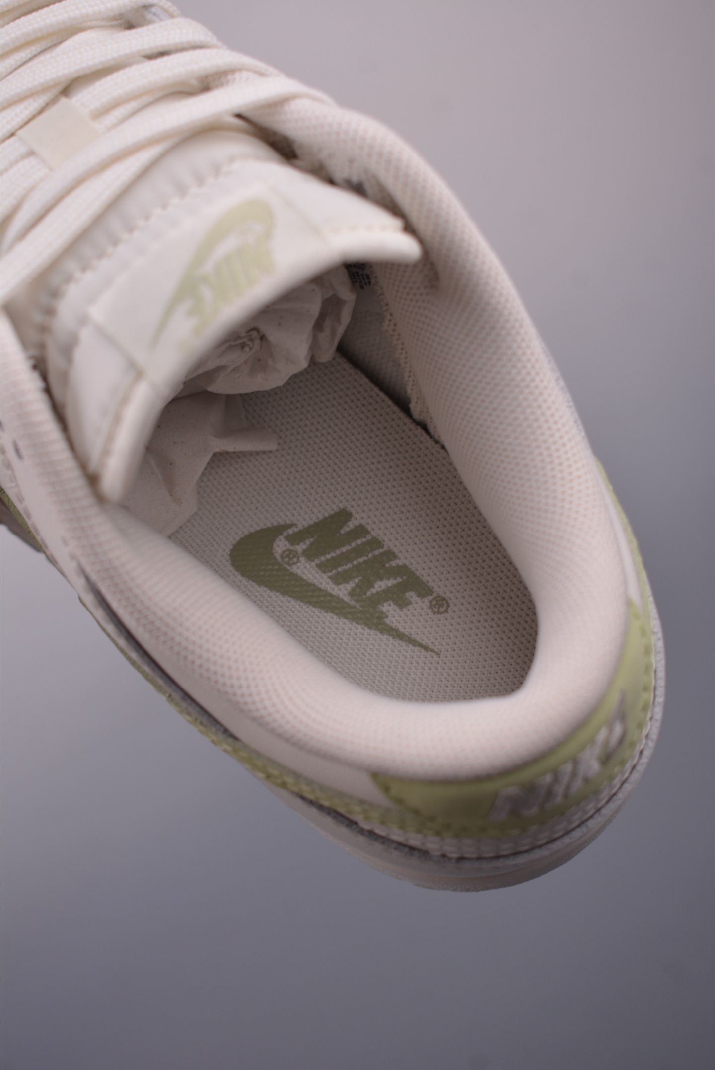 Nike SB Dunk Low: Premium Leather, Enhanced Comfort, and Original Style 10 i1750113621587 6133 0 8