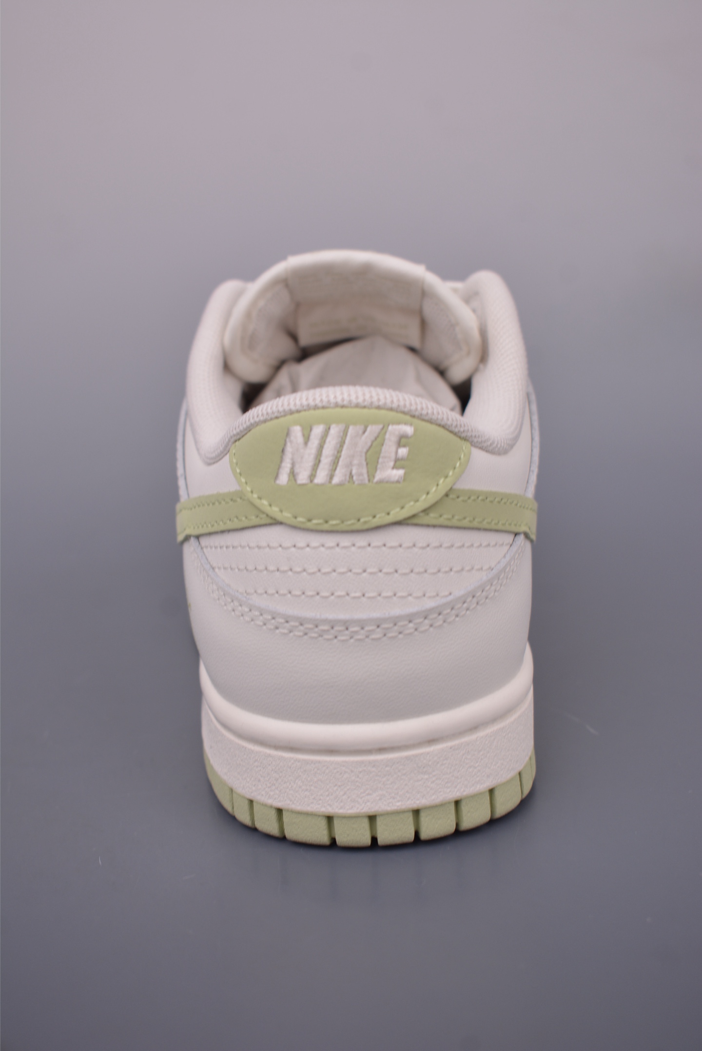Nike SB Dunk Low: Premium Leather, Enhanced Comfort, and Original Style 5 i1750113621636 6679 0 3