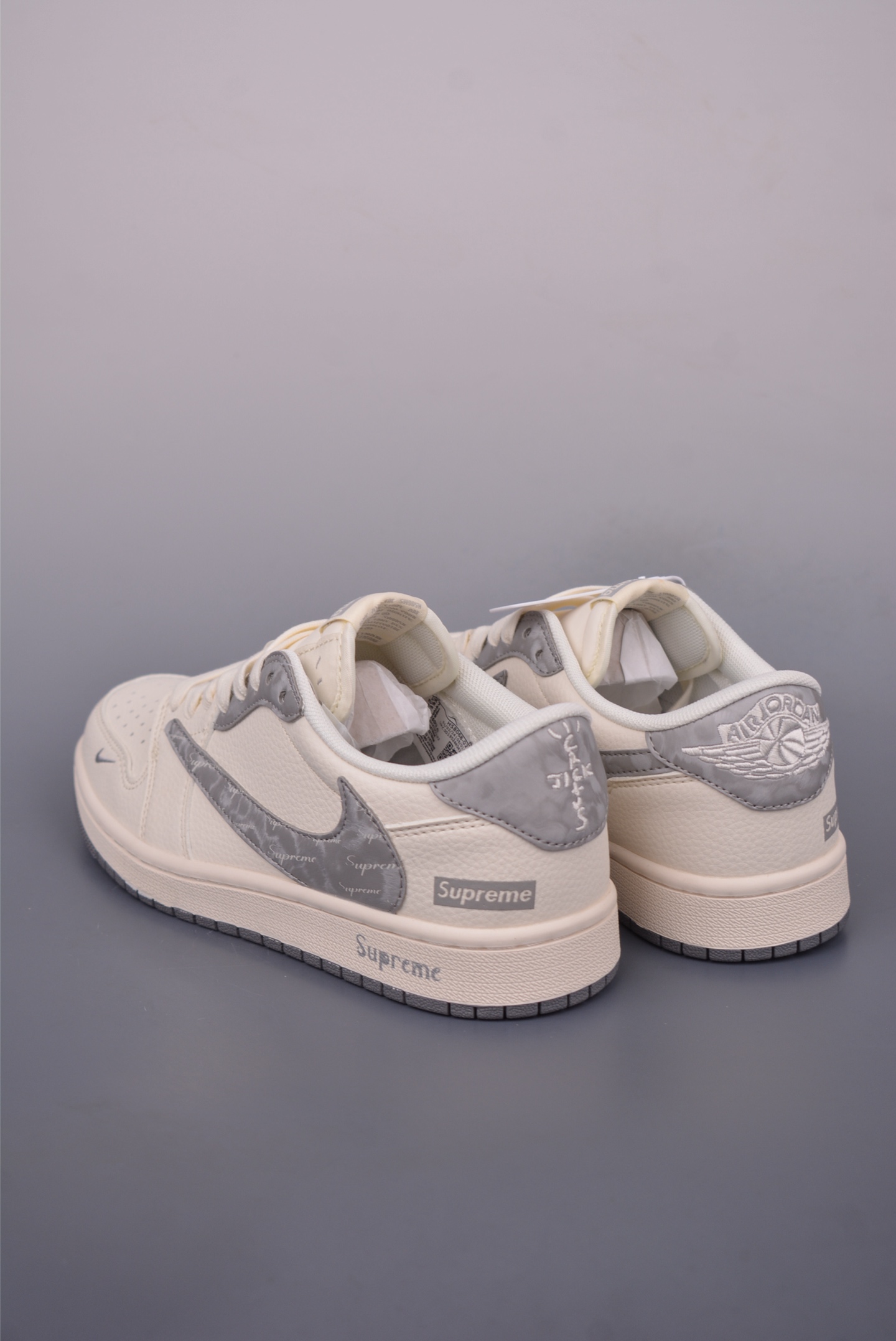 Travis Scott x Fragment Design x Air Jordan 1 Low Collab Sneakers 2 i1750113659997 2569 0 1