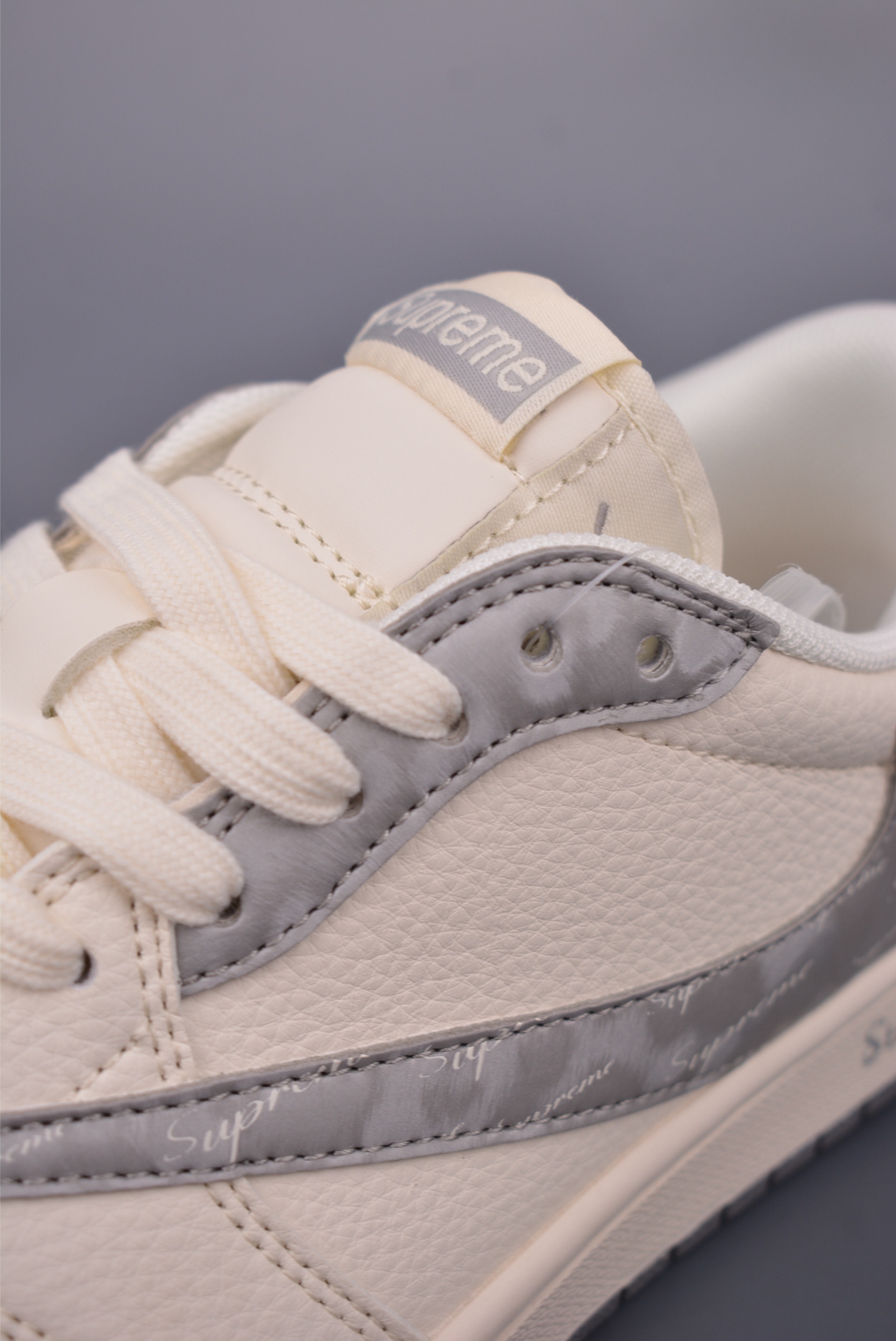Travis Scott x Fragment Design x Air Jordan 1 Low Collab Sneakers 7 i1750113659999 4954 0 6