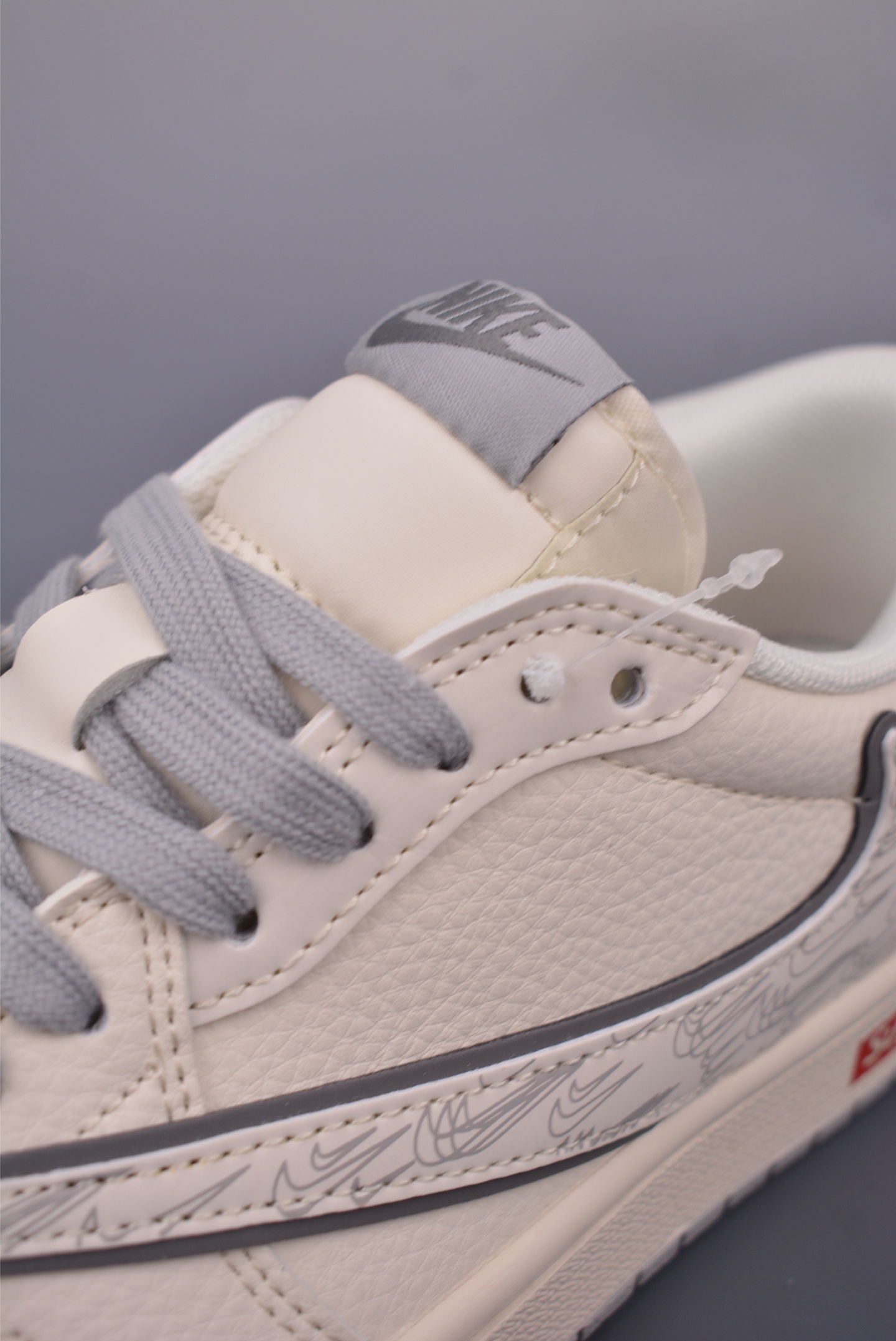 Fragment x Travis Scott x Supreme Air Jordan 1 Low 三方联名倒钩 XS7069-596