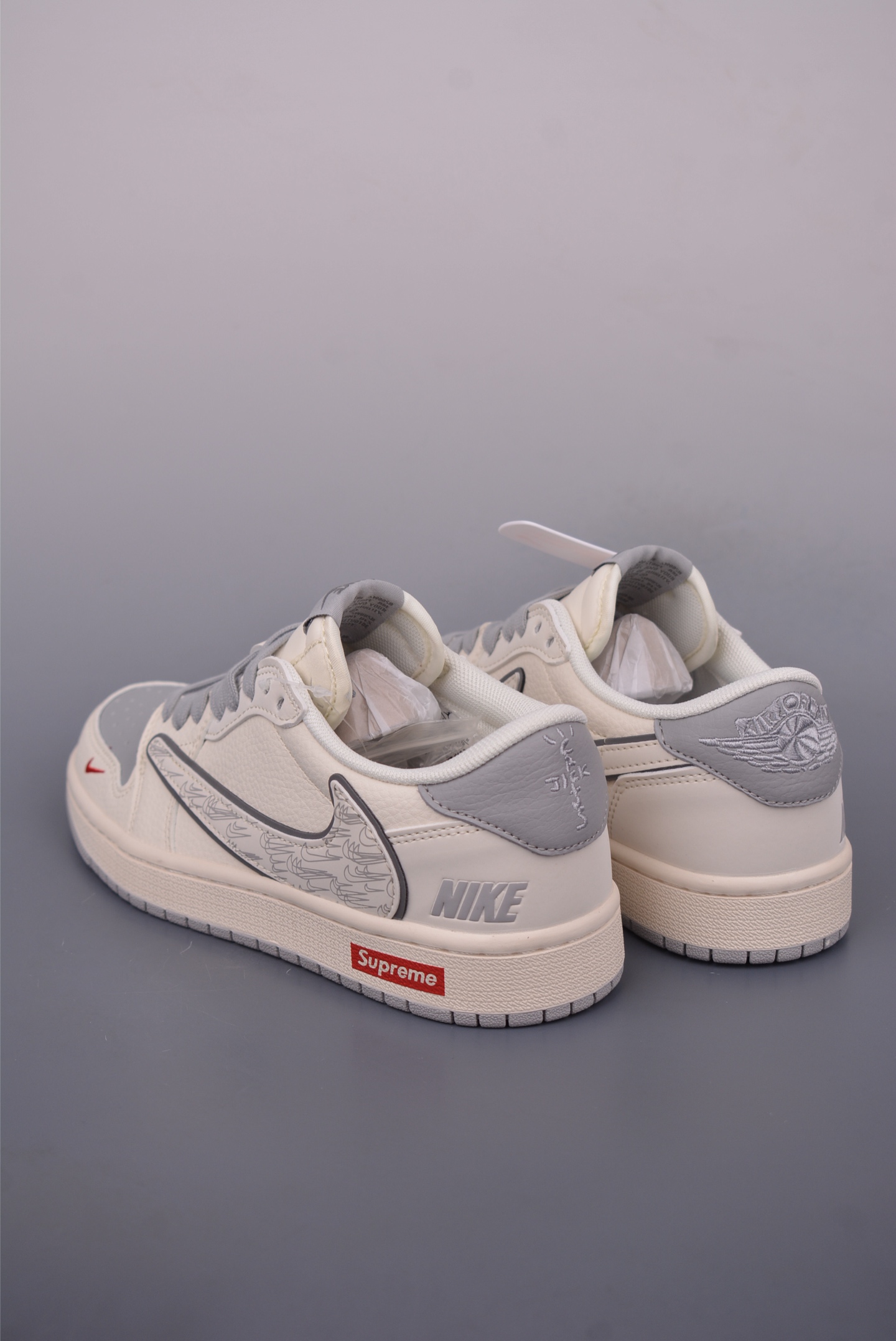 Fragment x Travis Scott x Supreme Air Jordan 1 Low 三方联名倒钩 XS7069-596