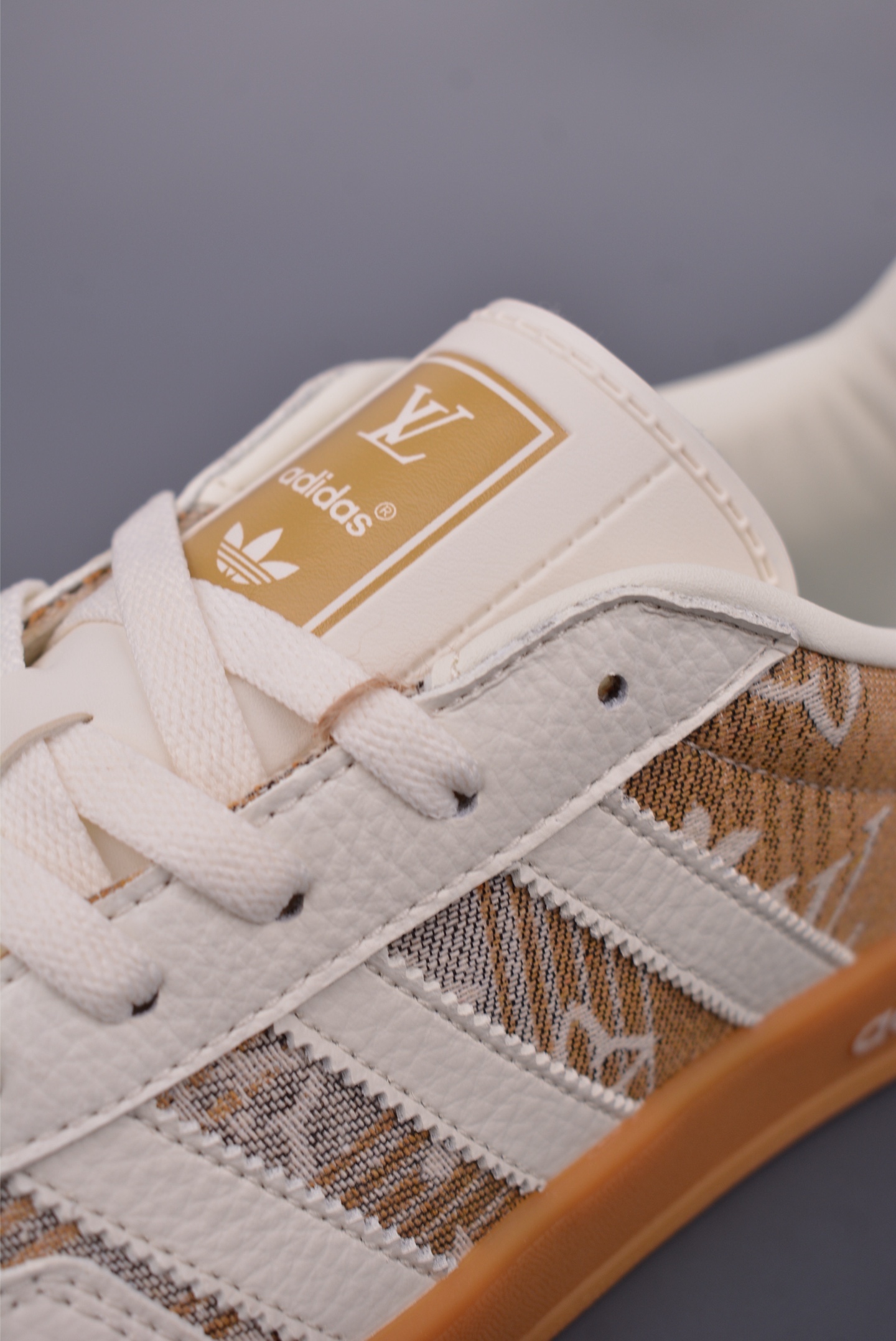 Adidas Samba OG DIY Sneakers - Retro Style with Premium Comfort and Craftsmanship 8 i1750113924246 7166 0 6