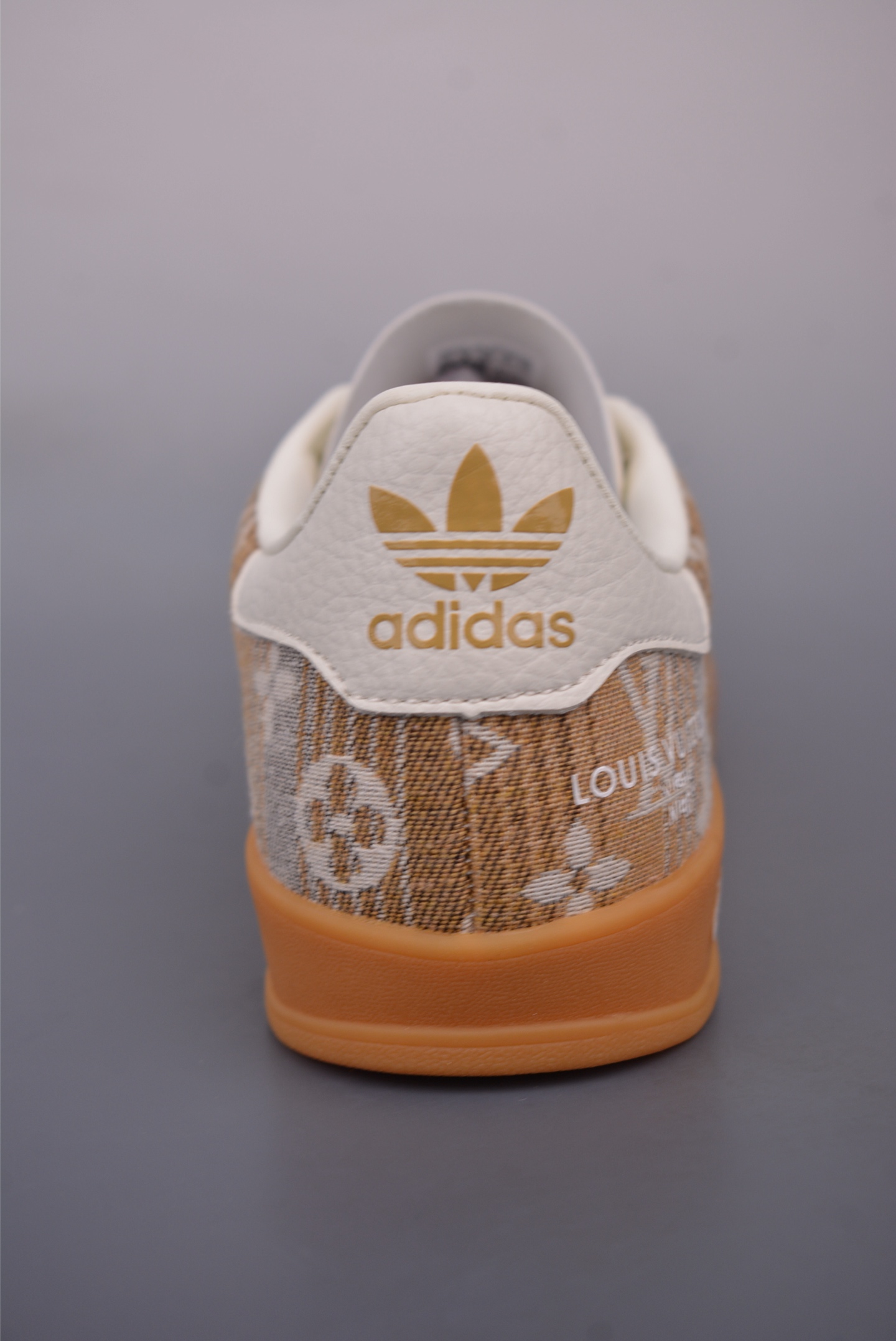 Adidas Samba OG DIY Sneakers - Retro Style with Premium Comfort and Craftsmanship 5 i1750113925625 1505 0 3