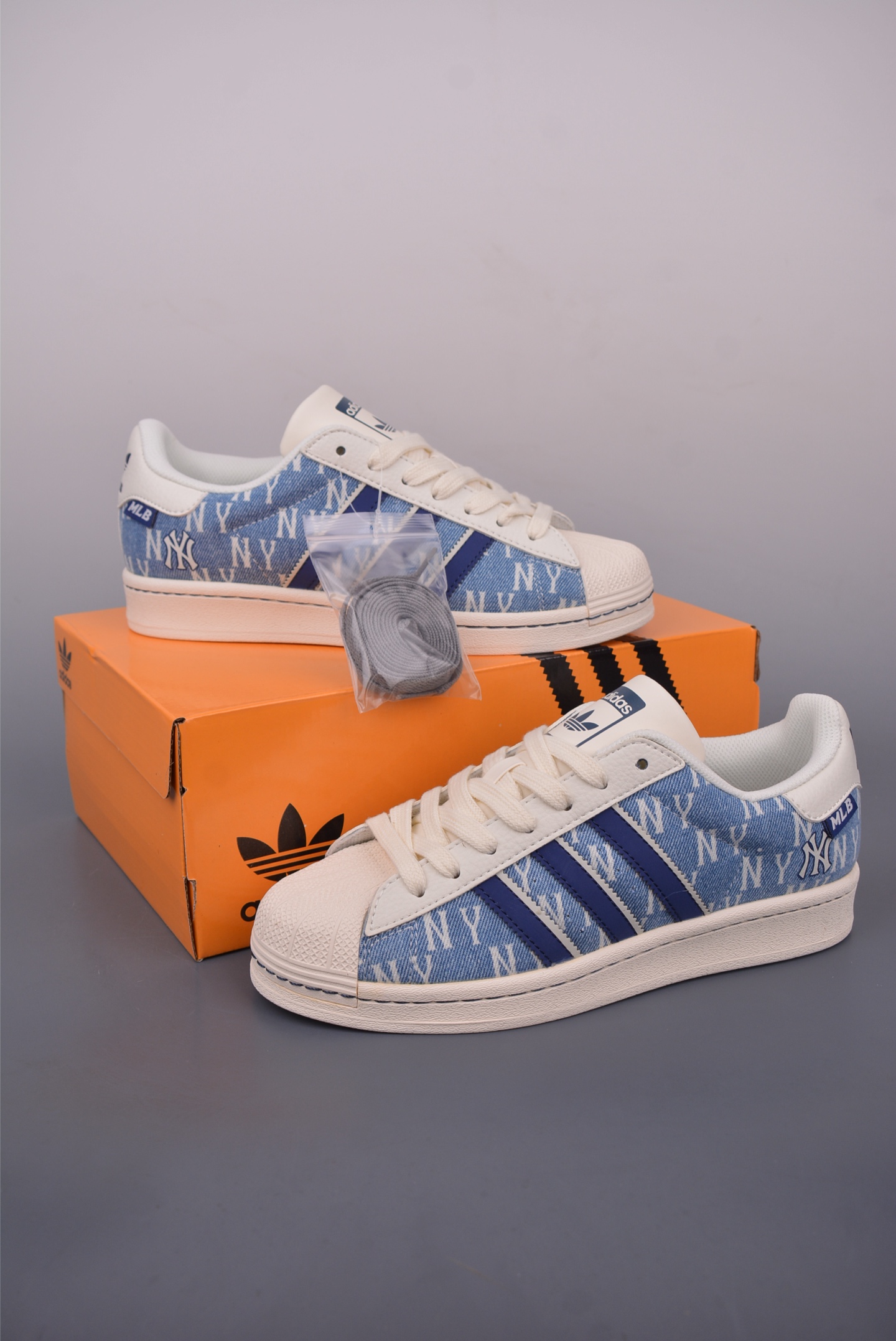 Adidas Originals Superstar 2025 'New York Yankees' Edition - Premium Leather 6 i1750113967888 1653 0 4