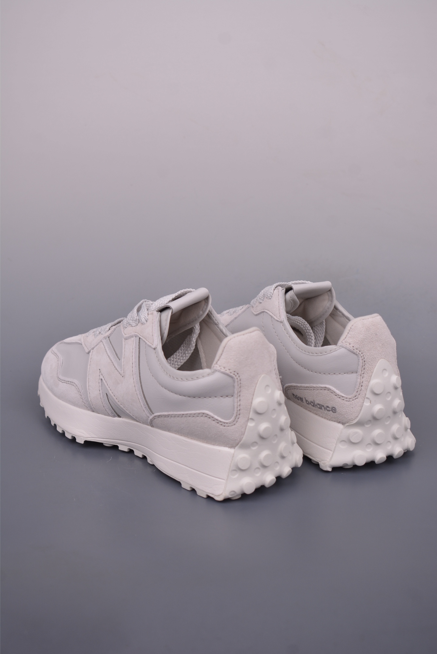 New Balance 327 Retro Casual Sneakers - Vintage Style, Modern Comfort 3 i1750201364308 2674 0 1