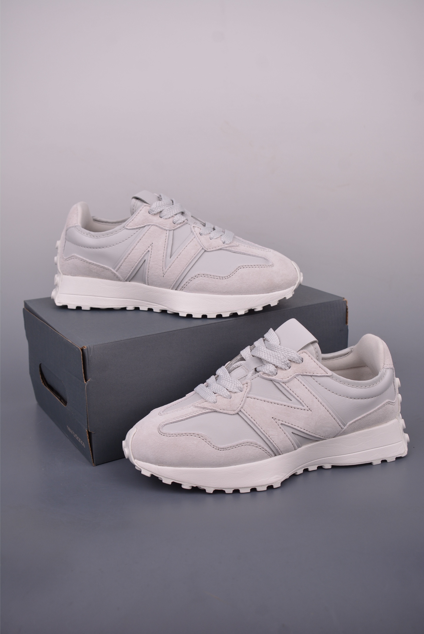 New Balance 327 Retro Casual Sneakers - Vintage Style, Modern Comfort 6 i1750201364365 812 0 4