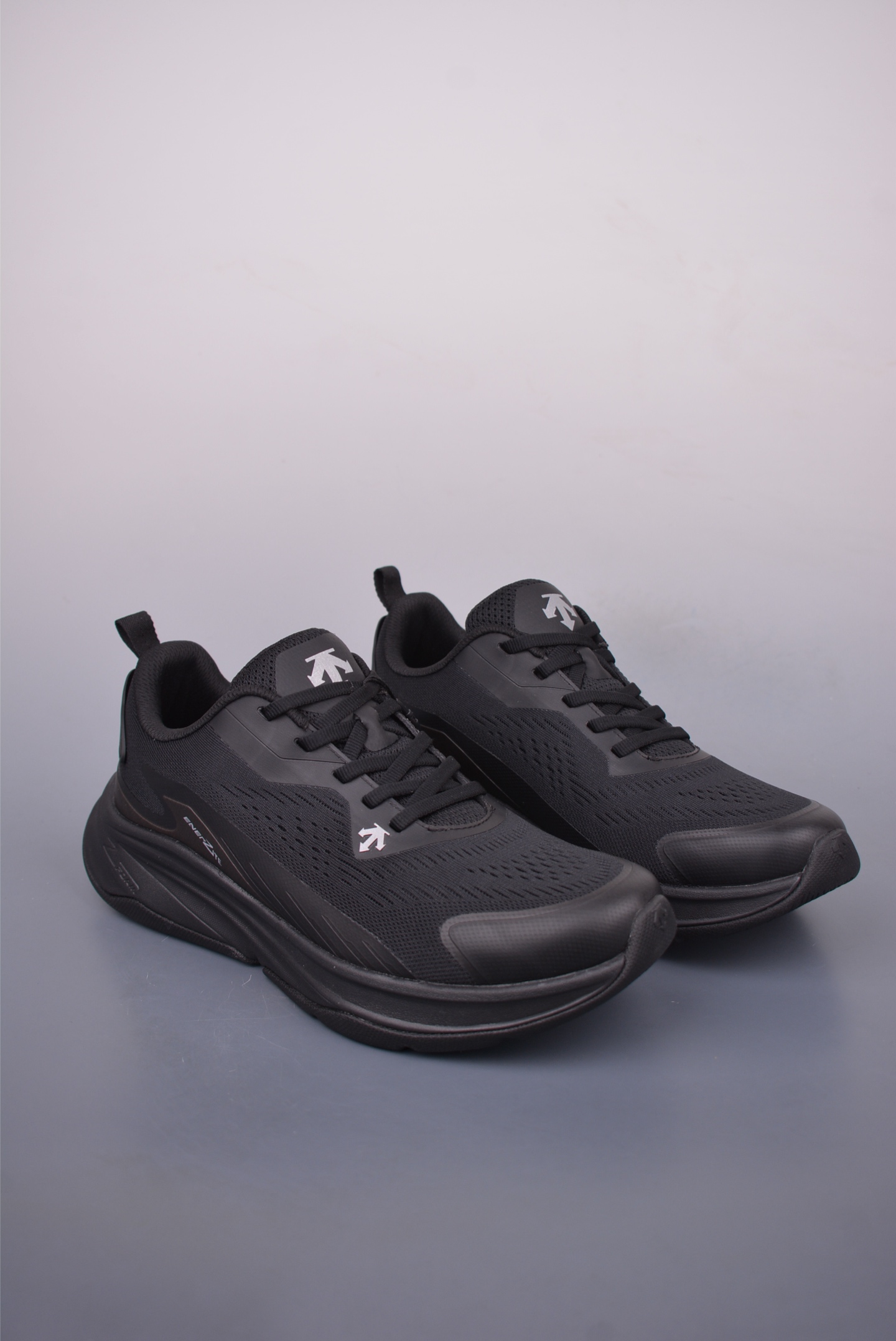 Descente Lavitate M Men's Trail Running Shoes - Waterproof & Lightweight 2 i1750201602782 3557 0 0