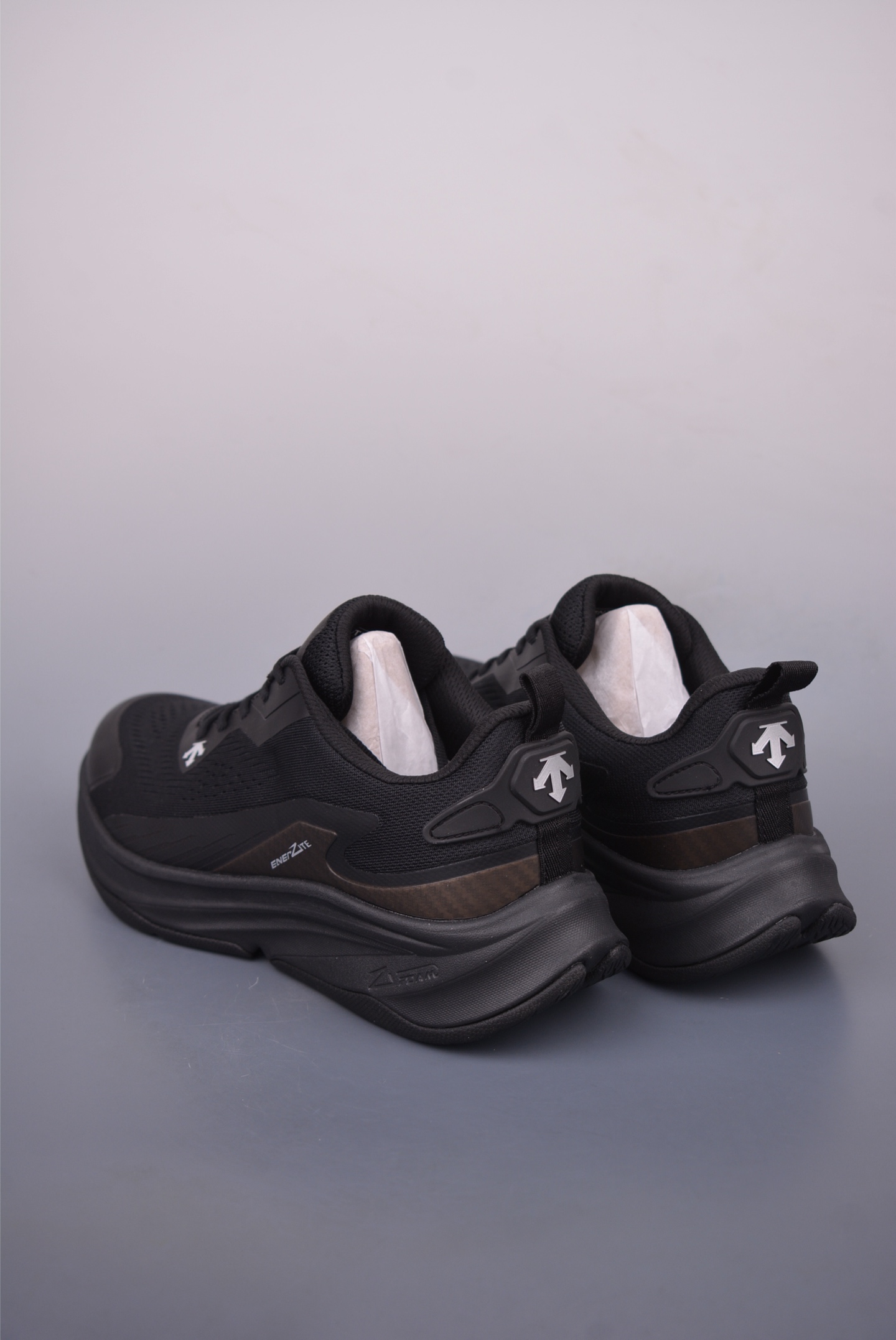 Descente Lavitate M Men's Trail Running Shoes - Waterproof & Lightweight 3 i1750201602788 4043 0 1