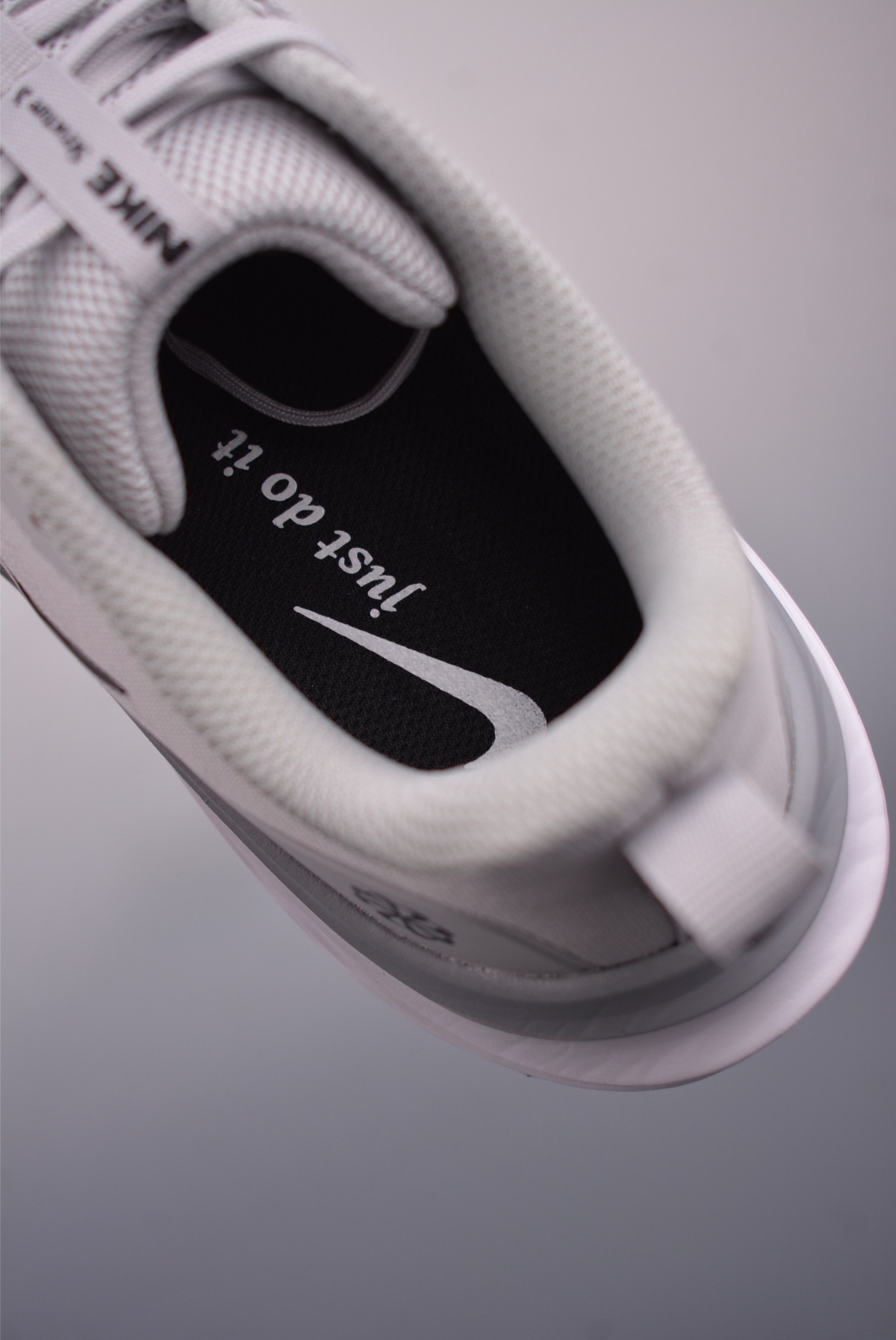 Nike Air Structure 26 Running Shoes with Zoom Air Cushioning - DX58103725 9 i1750202156718 5666 0 8