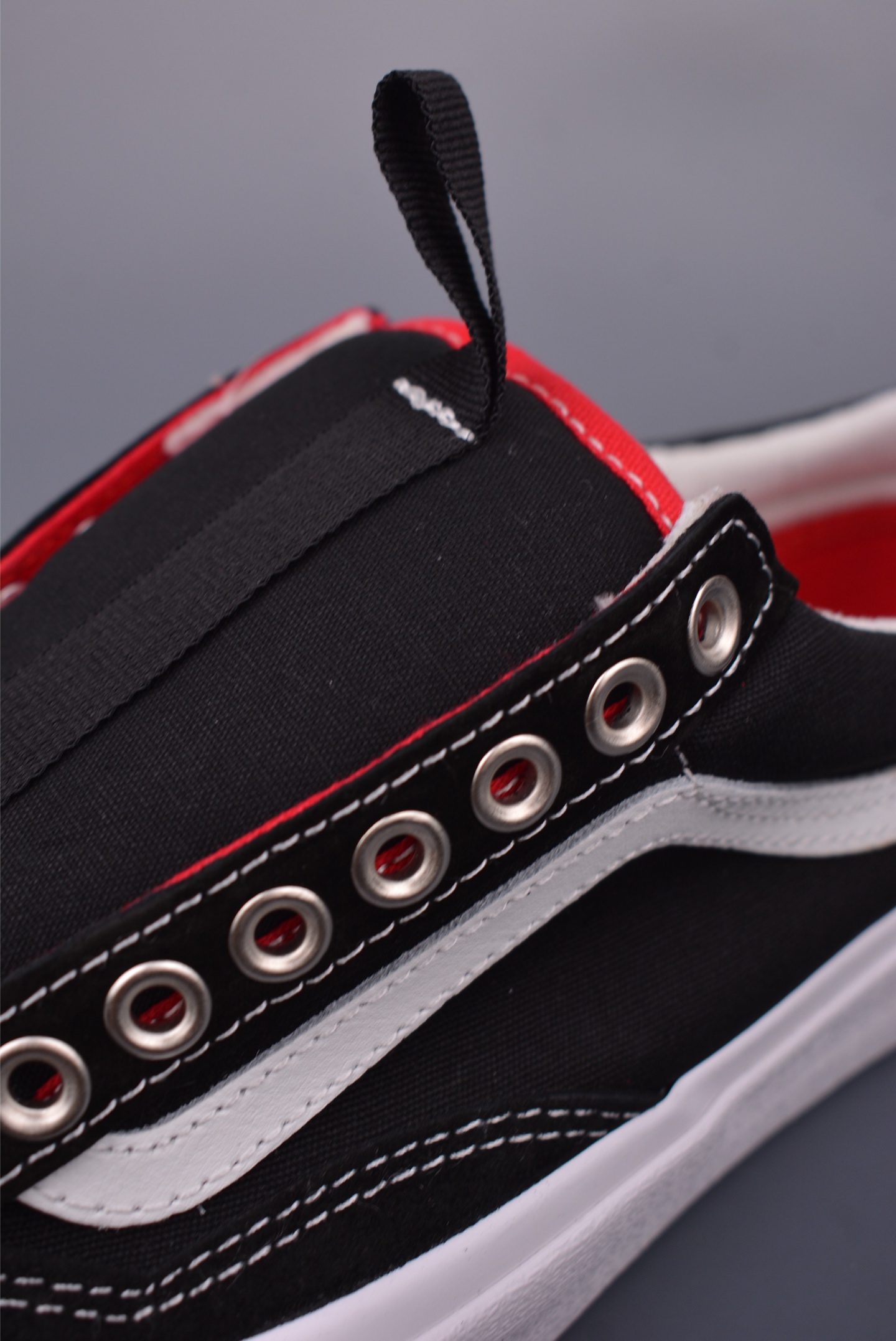 Vans Old Skool Skate 36 黑白 范斯官方 舒适百搭休闲滑板鞋 VN000D5RBA2-莆田鞋,莆田鞋货源,高仿鞋,高仿鞋货源,安福档口,莆田高仿鞋,莆田鞋批发,高仿鞋批发,莆田高仿运动鞋,高仿运动鞋,莆田运动鞋 Vans Old Skool Skate 36 黑白 范斯官方 舒适百搭休闲滑板鞋 VN000D5RBA2