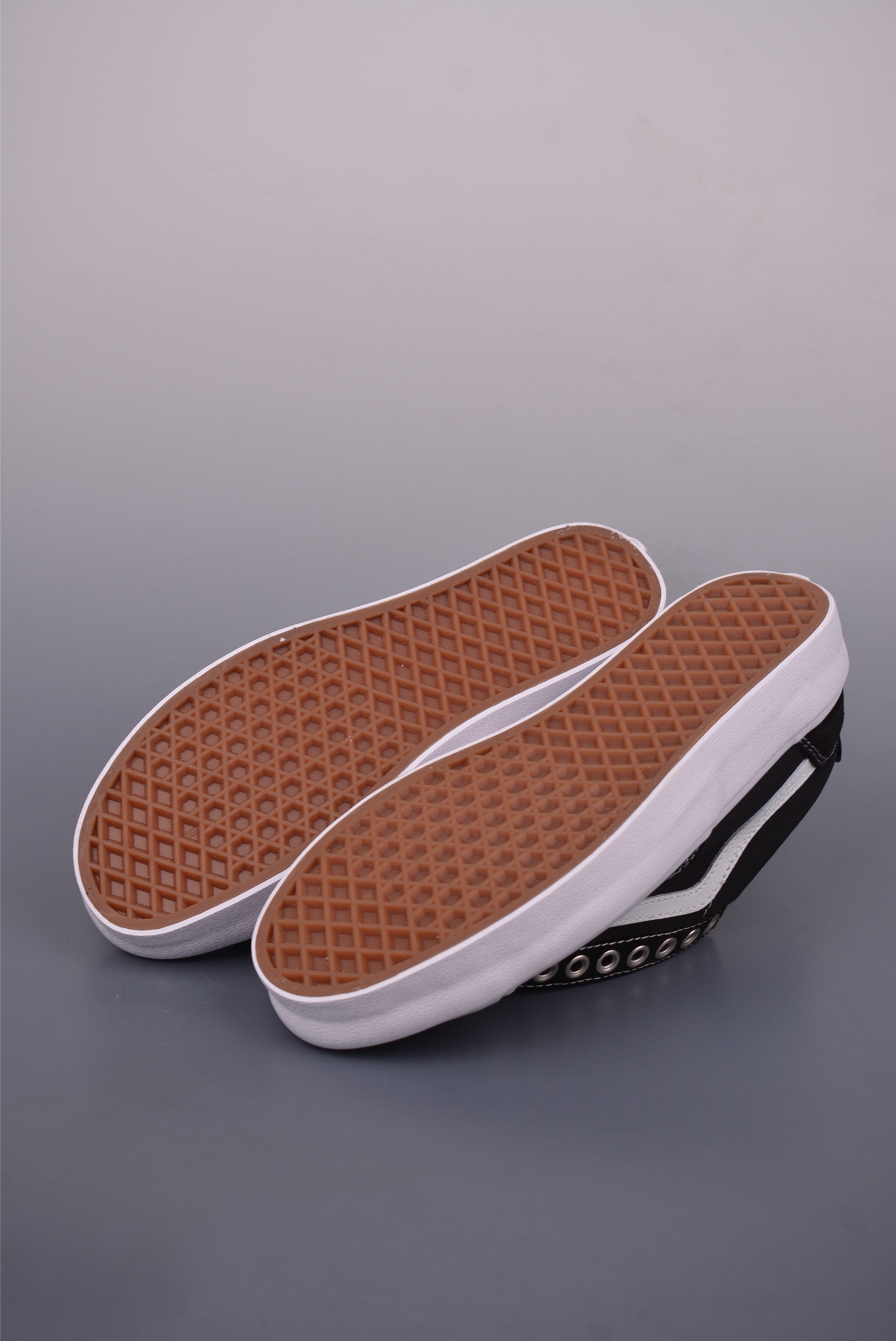 Vans Old Skool Skate 36 黑白 范斯官方 舒适百搭休闲滑板鞋 VN000D5RBA2-莆田鞋,莆田鞋货源,高仿鞋,高仿鞋货源,安福档口,莆田高仿鞋,莆田鞋批发,高仿鞋批发,莆田高仿运动鞋,高仿运动鞋,莆田运动鞋 Vans Old Skool Skate 36 黑白 范斯官方 舒适百搭休闲滑板鞋 VN000D5RBA2