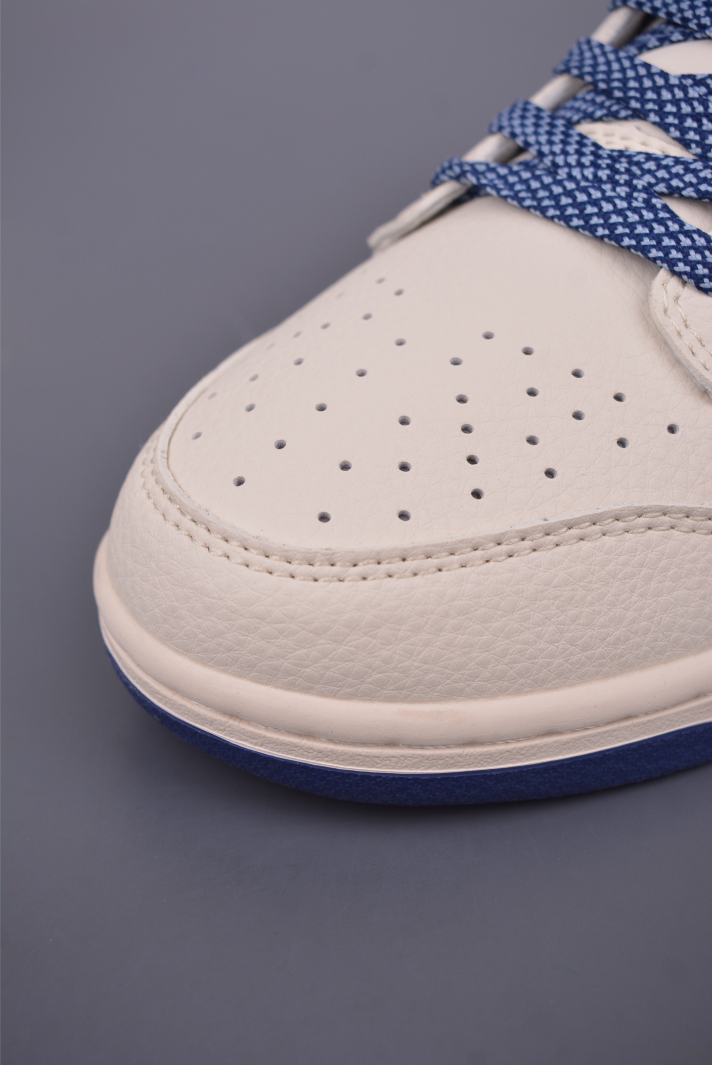 Nike SB Dunk Low Gucci联名 HS8068-034-莆田鞋,莆田鞋货源,高仿鞋,高仿鞋货源,安福档口,莆田高仿鞋,莆田鞋批发,高仿鞋批发,莆田高仿运动鞋,高仿运动鞋,莆田运动鞋 Nike SB Dunk Low Gucci联名 HS8068-034