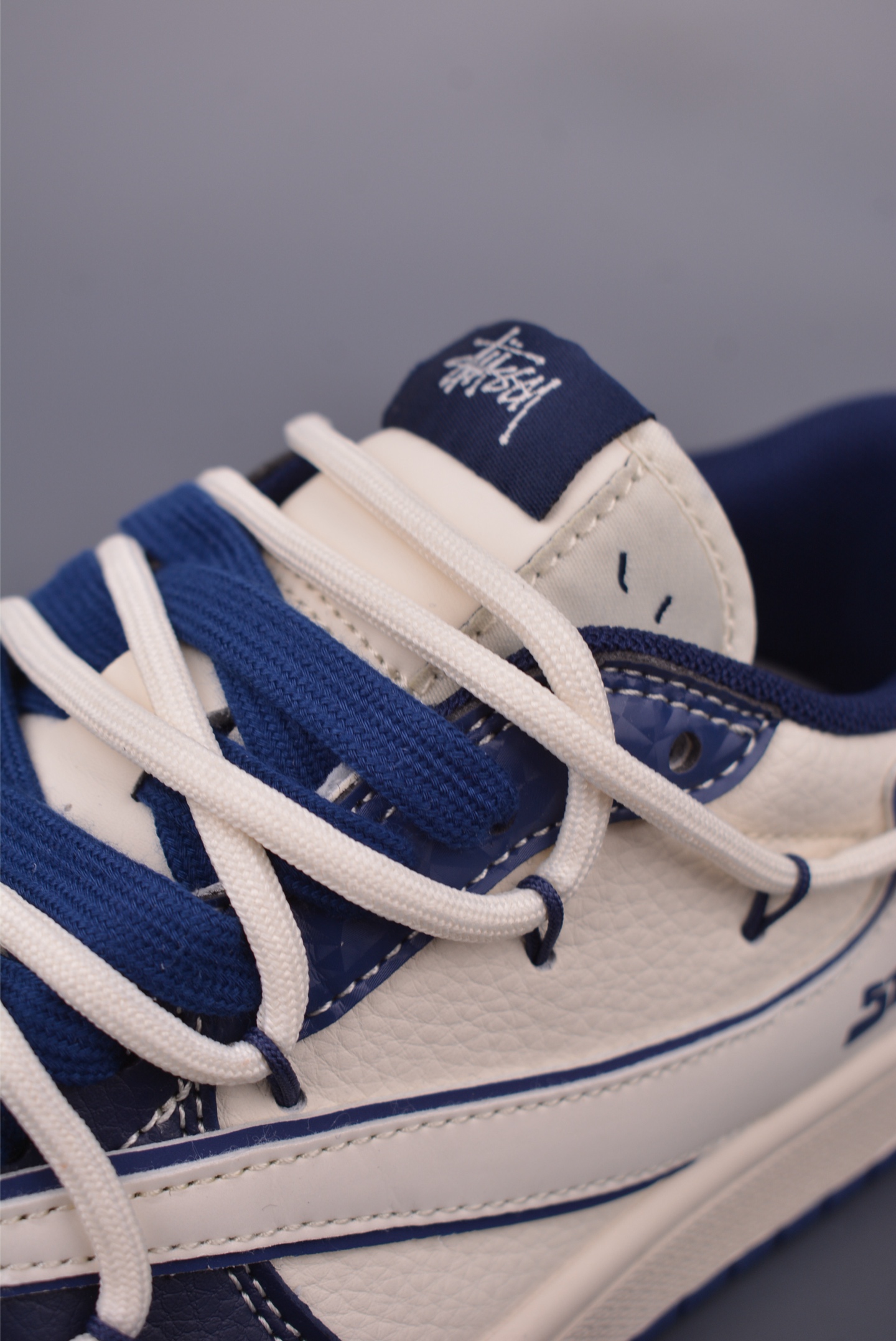 Fragment x Travis Scott x Stussy Air Jordan 1 Low Triple Collaboration Shoe 8 i1750202896153 8460 0 6