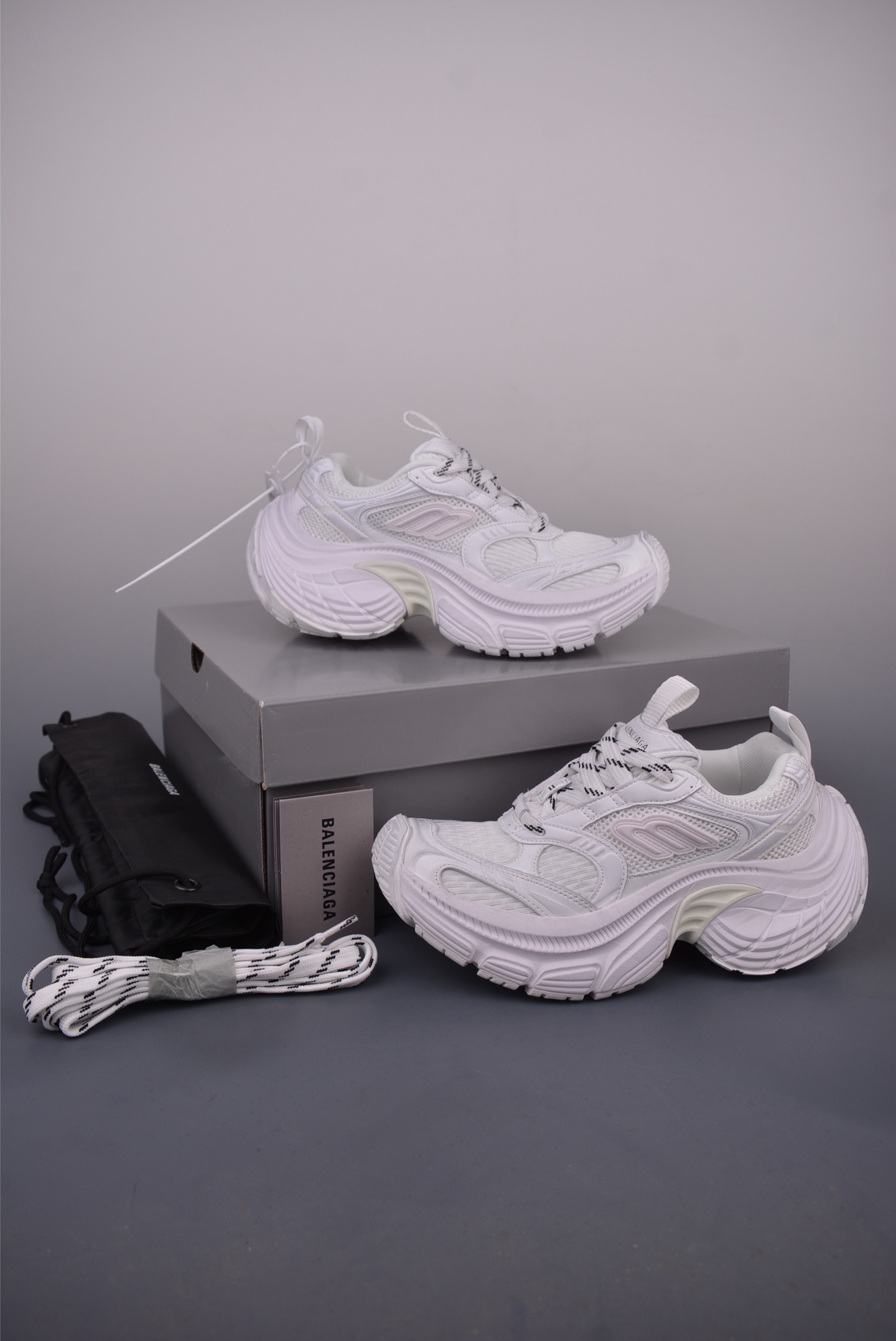 Balenciaga Cargo Sneakers - Eleventh Generation, Round Toe, Low-Top, White 6 i1750282579786 247 0 4