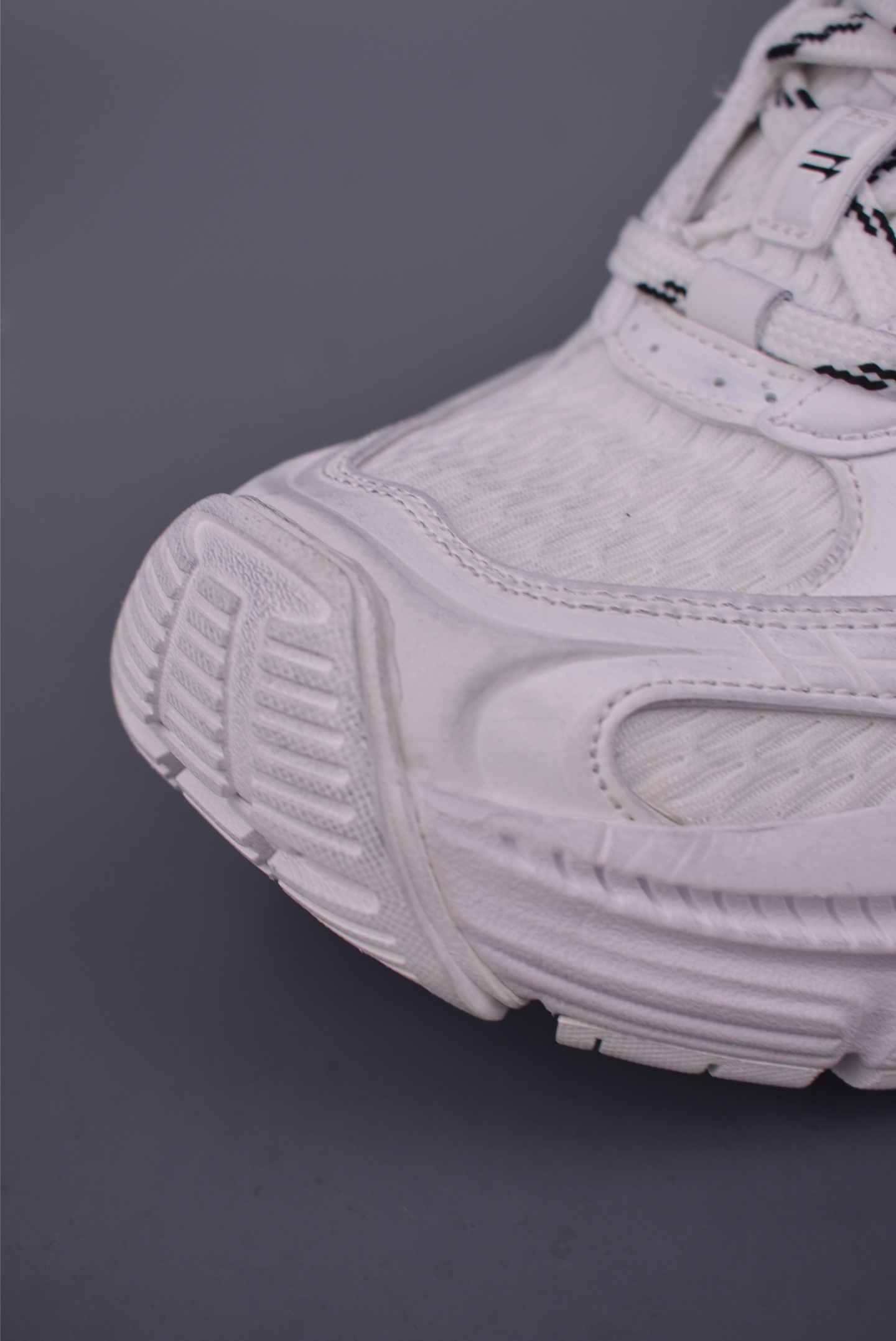 Balenciaga Cargo Sneakers - Eleventh Generation, Round Toe, Low-Top, White 7 i1750282579798 4569 0 5