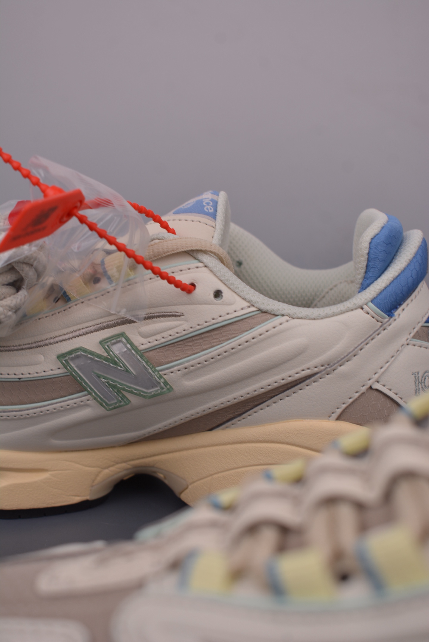 New Balance M1000 Retro Running Shoes Trendy Dad Sneakers - Style & Comfort 9 i1750284252665 8115 0 7