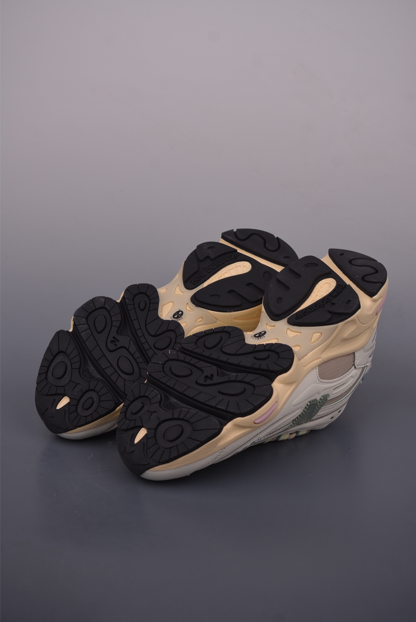 New Balance M1000 Retro Running Shoes Trendy Dad Sneakers - Style & Comfort 4 i1750284252669 2670 0 2