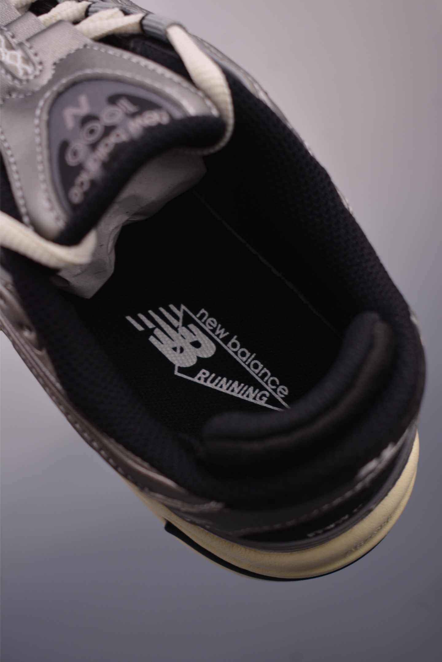 New Balance M1000 Retro Running Shoes - Trendsetting Chunky Dad Sneaker 9 i1750284297647 3593 0 8