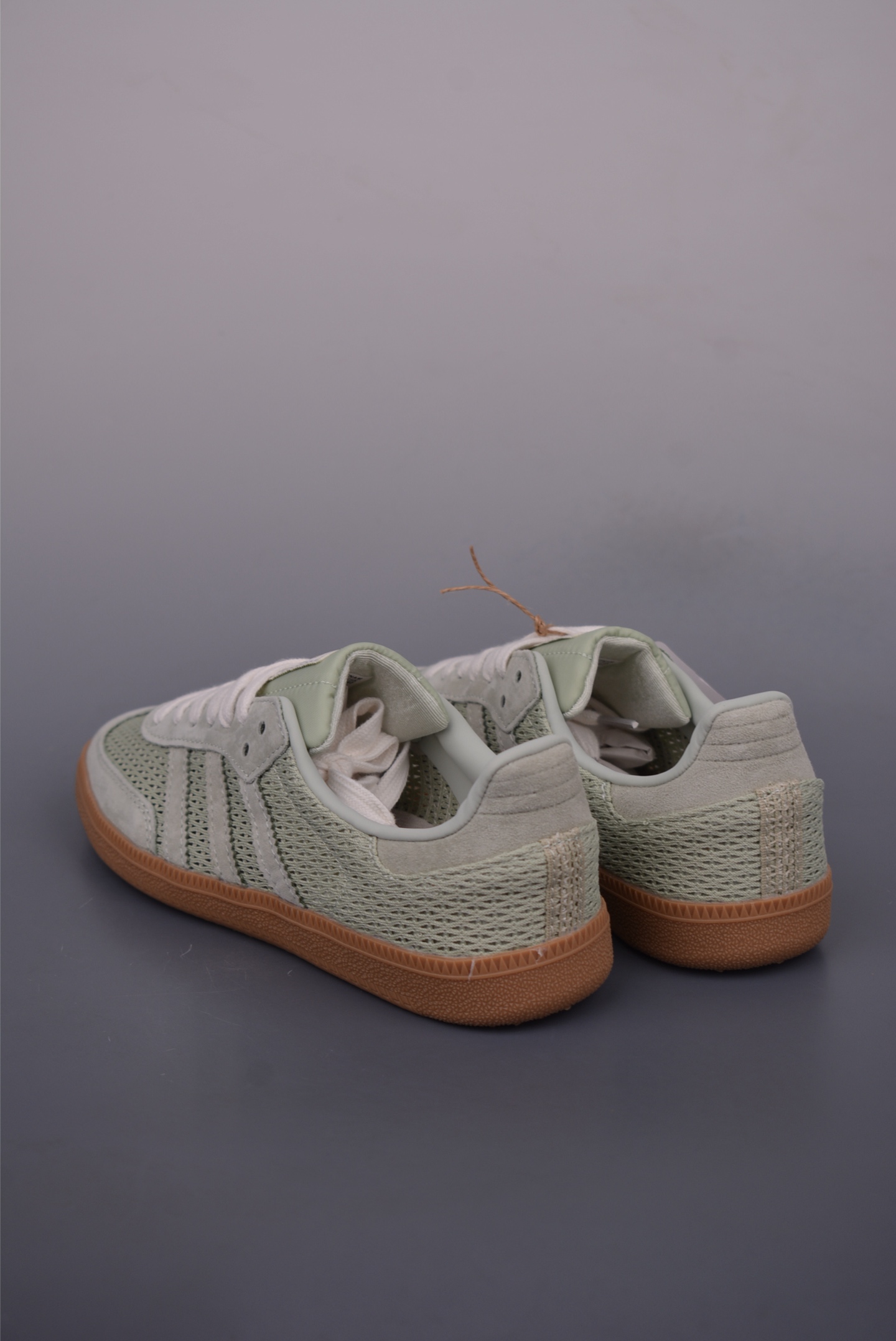 Adidas Samba OG Retro Sneakers - Premium Craftsmanship & Iconic 3-Stripe Design 2 i1750287820233 2620 0 1