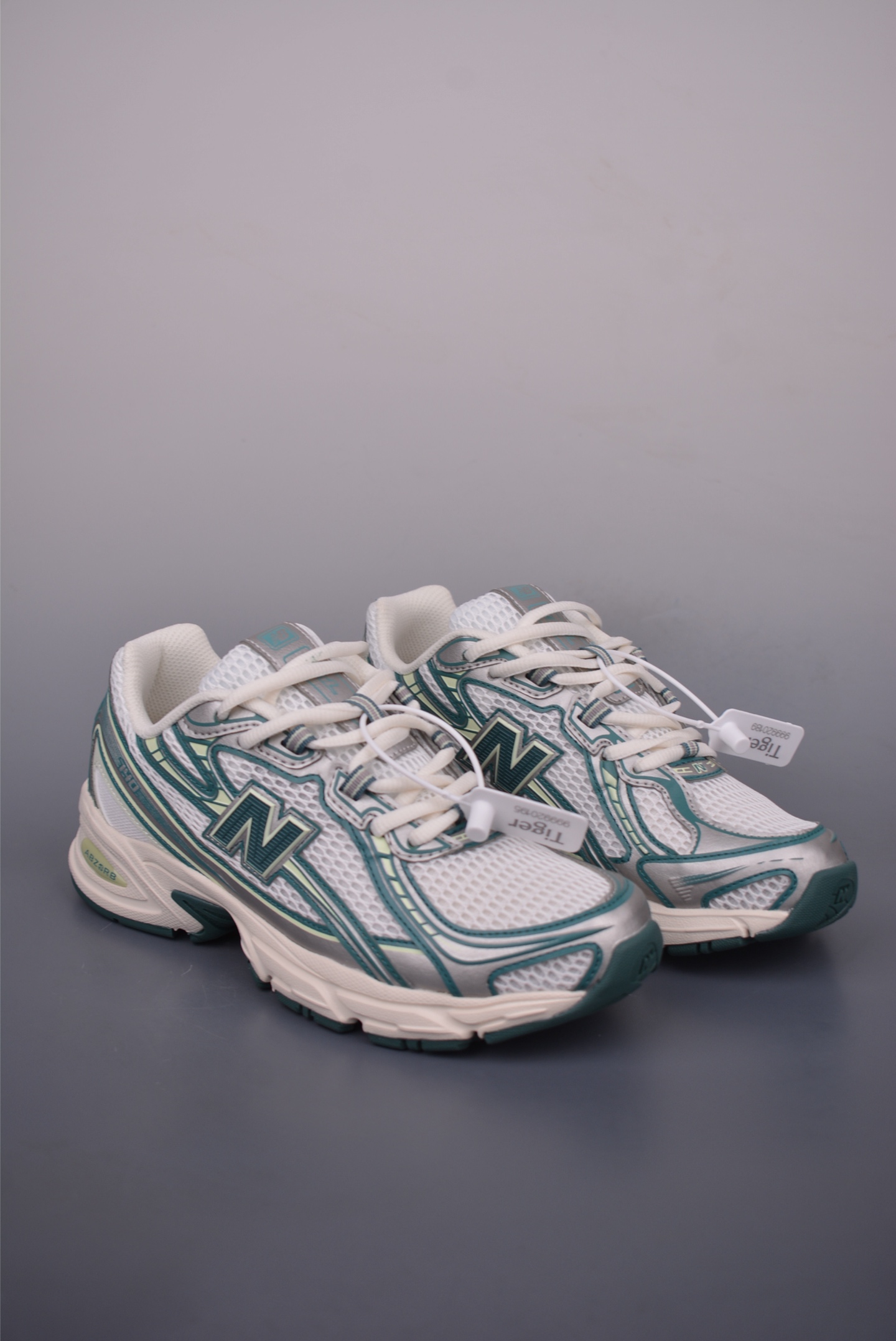 New Balance 740 Series OG Retro Casual Athletic Sneakers - Style & Comfort 2 i1750288011790 9819 0 0