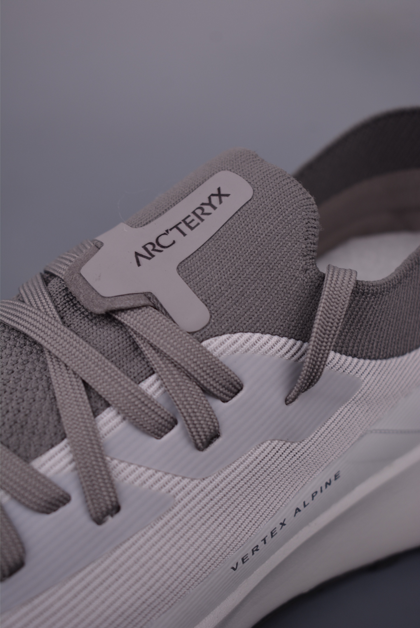 Arc'teryx Konseal LT Men's Breathable Trail Running Shoes - White/Grey 7 i1750288146975 9071 0 6