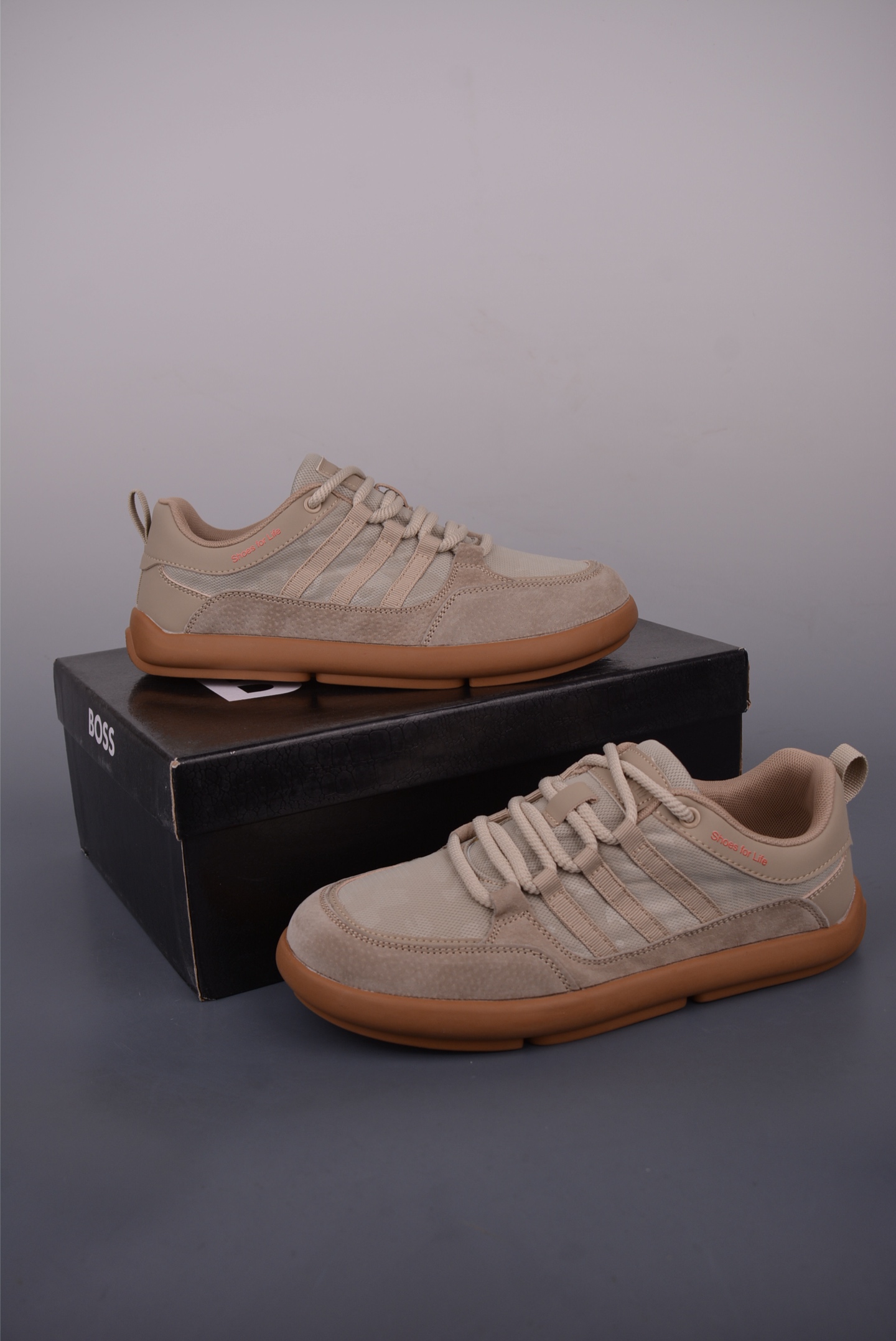 Ecco Men's Gray Leather Sneaker Casual Lightweight Walking Shoes 2 i1750288535785 9112 0 1