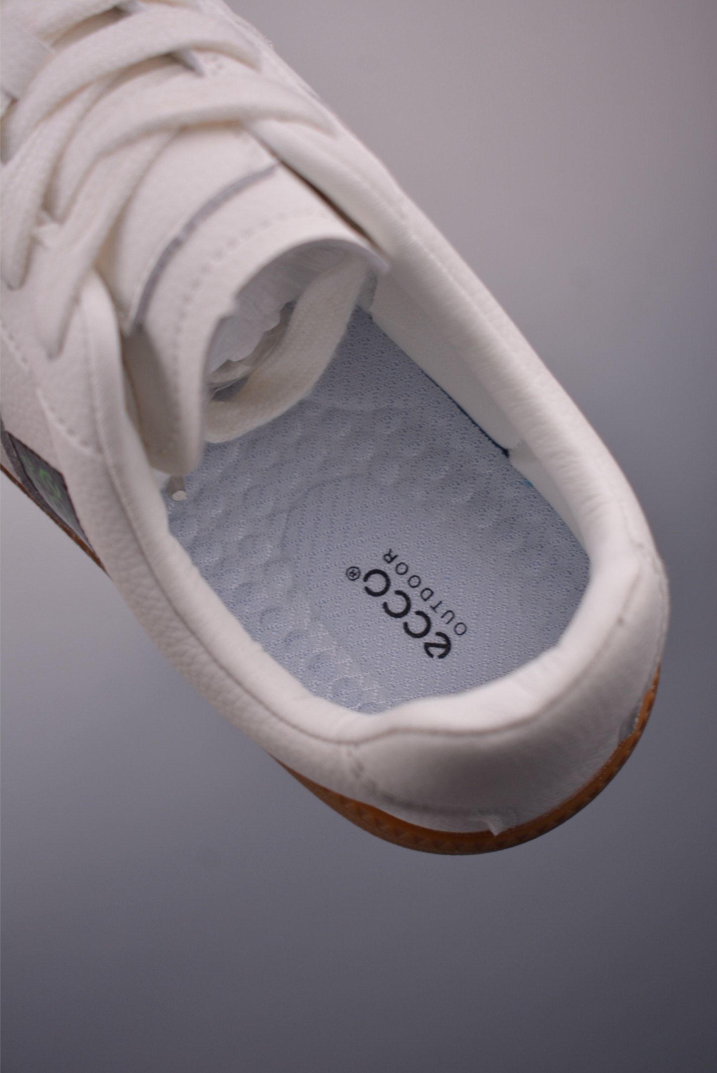 ECCO White Leather Lace-Up Sneakers with Rubber Sole - Casual Comfort 9 i1750288889662 2809 0 8