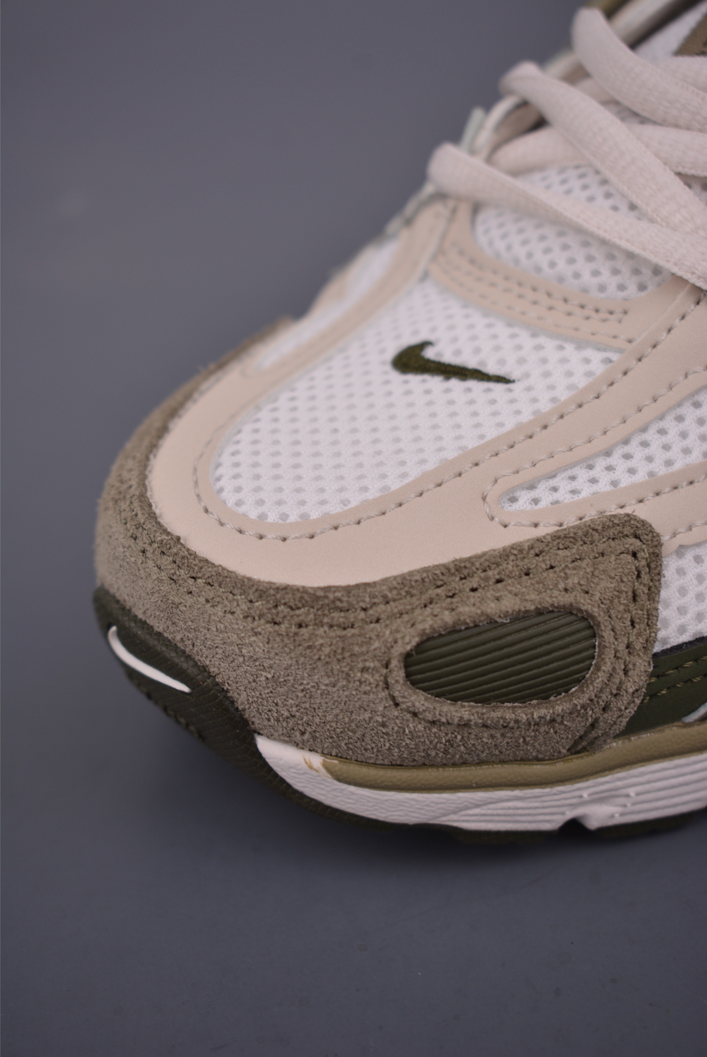 Nike Initiator Running Shoes Retro Dad Sneakers - Athletic Comfort & Style 7 i1750365641367 9113 0 5