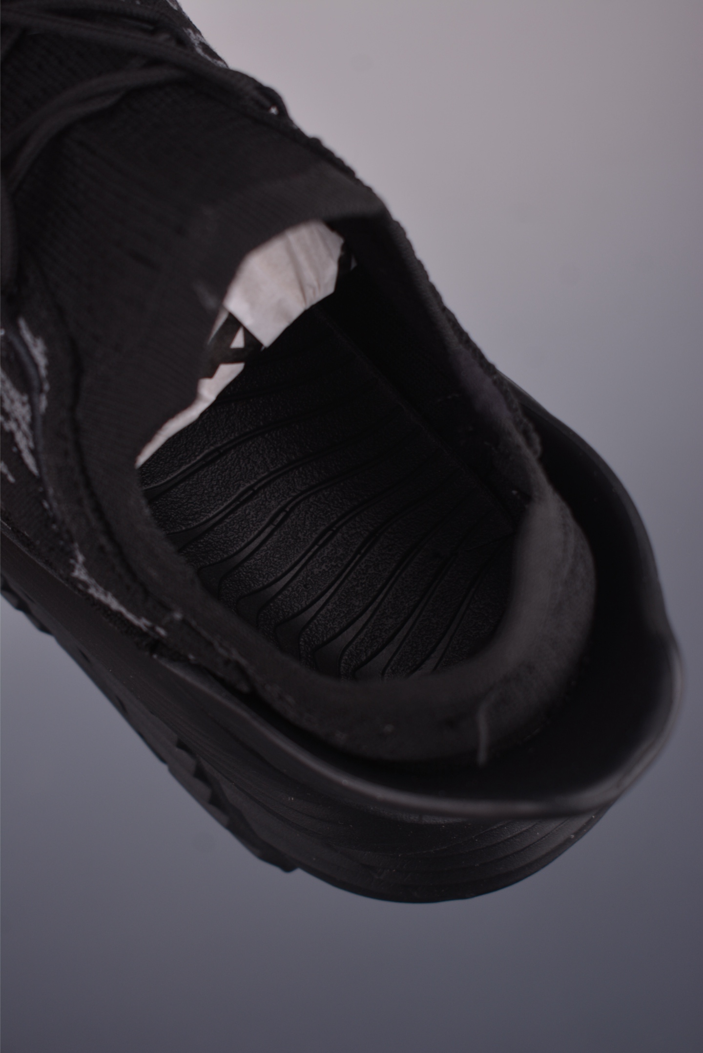 Hoka One One Restore TC Comfortable Shock-Absorbing Sneakers - Perfect for Hiking 9 i1750366915233 7930 0 8