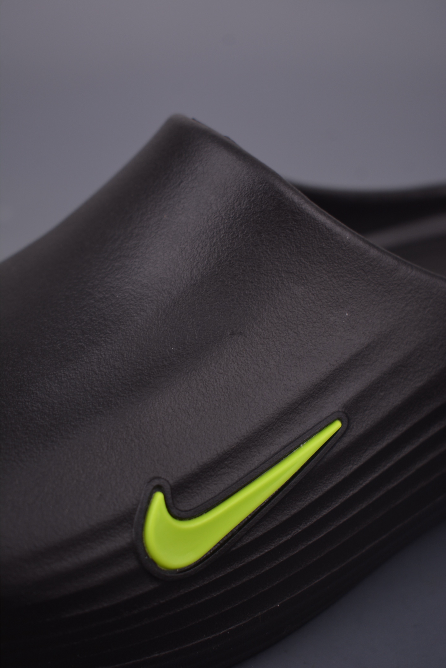 Nike ReactX Rejuven8 耐克夏日穿搭凉鞋 HV4484-004