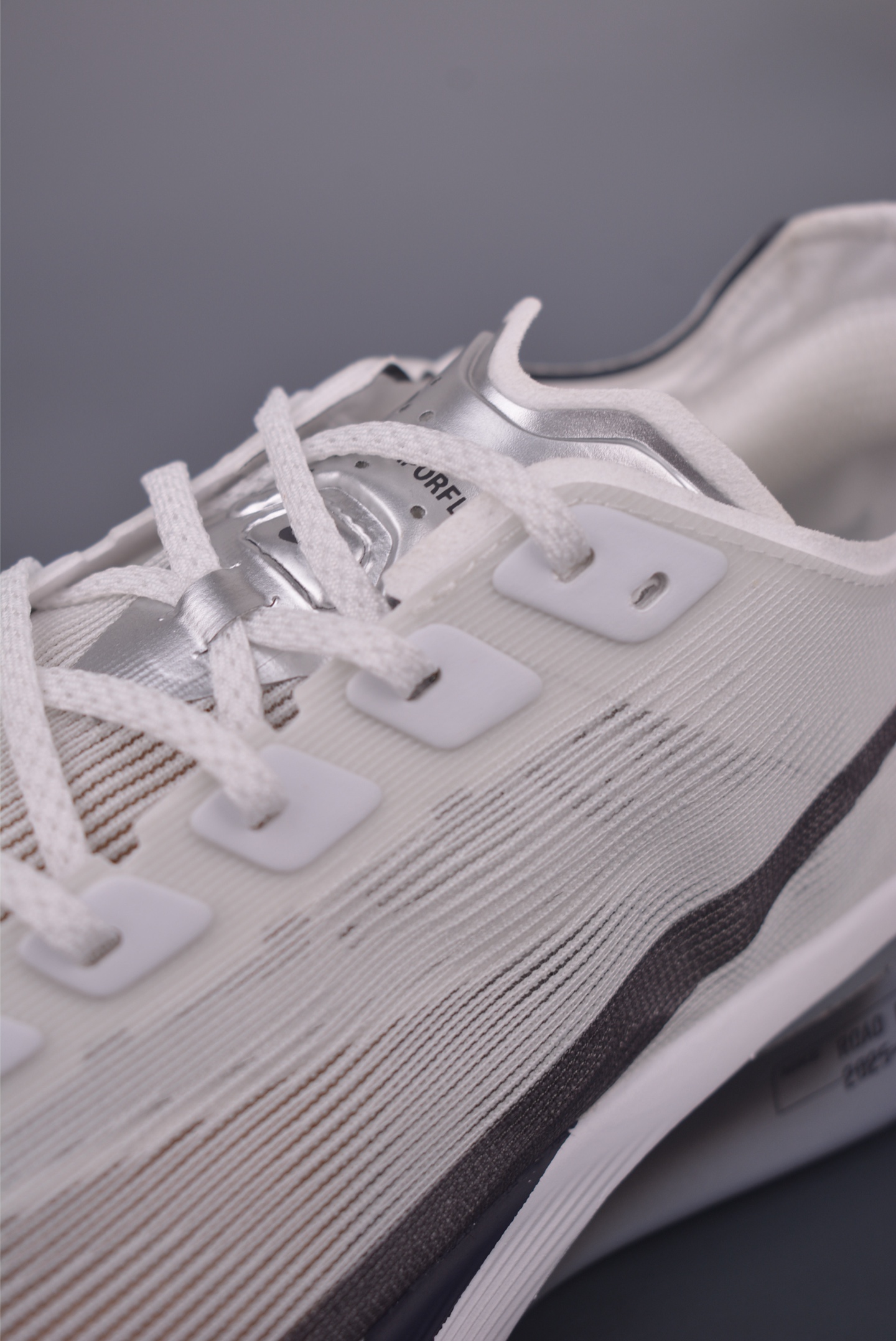 Nike ZoomX Vaporfly NEXT%4 减震马拉松跑步鞋 HF6414-100-莆田鞋,莆田鞋货源,高仿鞋,高仿鞋货源,安福档口,莆田高仿鞋,莆田鞋批发,高仿鞋批发,莆田高仿运动鞋,高仿运动鞋,莆田运动鞋 Nike ZoomX Vaporfly NEXT%4 减震马拉松跑步鞋 HF6414-100