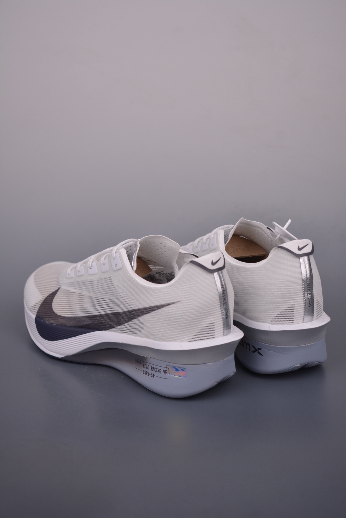 Nike ZoomX Vaporfly NEXT%4 减震马拉松跑步鞋 HF6414-100-莆田鞋,莆田鞋货源,高仿鞋,高仿鞋货源,安福档口,莆田高仿鞋,莆田鞋批发,高仿鞋批发,莆田高仿运动鞋,高仿运动鞋,莆田运动鞋 Nike ZoomX Vaporfly NEXT%4 减震马拉松跑步鞋 HF6414-100