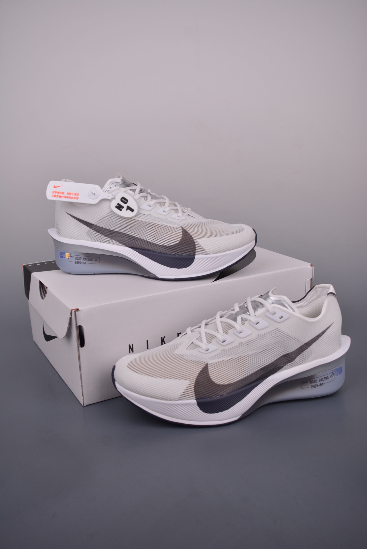 Nike ZoomX Vaporfly NEXT%4 减震马拉松跑步鞋 HF6414-100-莆田鞋,莆田鞋货源,高仿鞋,高仿鞋货源,安福档口,莆田高仿鞋,莆田鞋批发,高仿鞋批发,莆田高仿运动鞋,高仿运动鞋,莆田运动鞋 Nike ZoomX Vaporfly NEXT%4 减震马拉松跑步鞋 HF6414-100