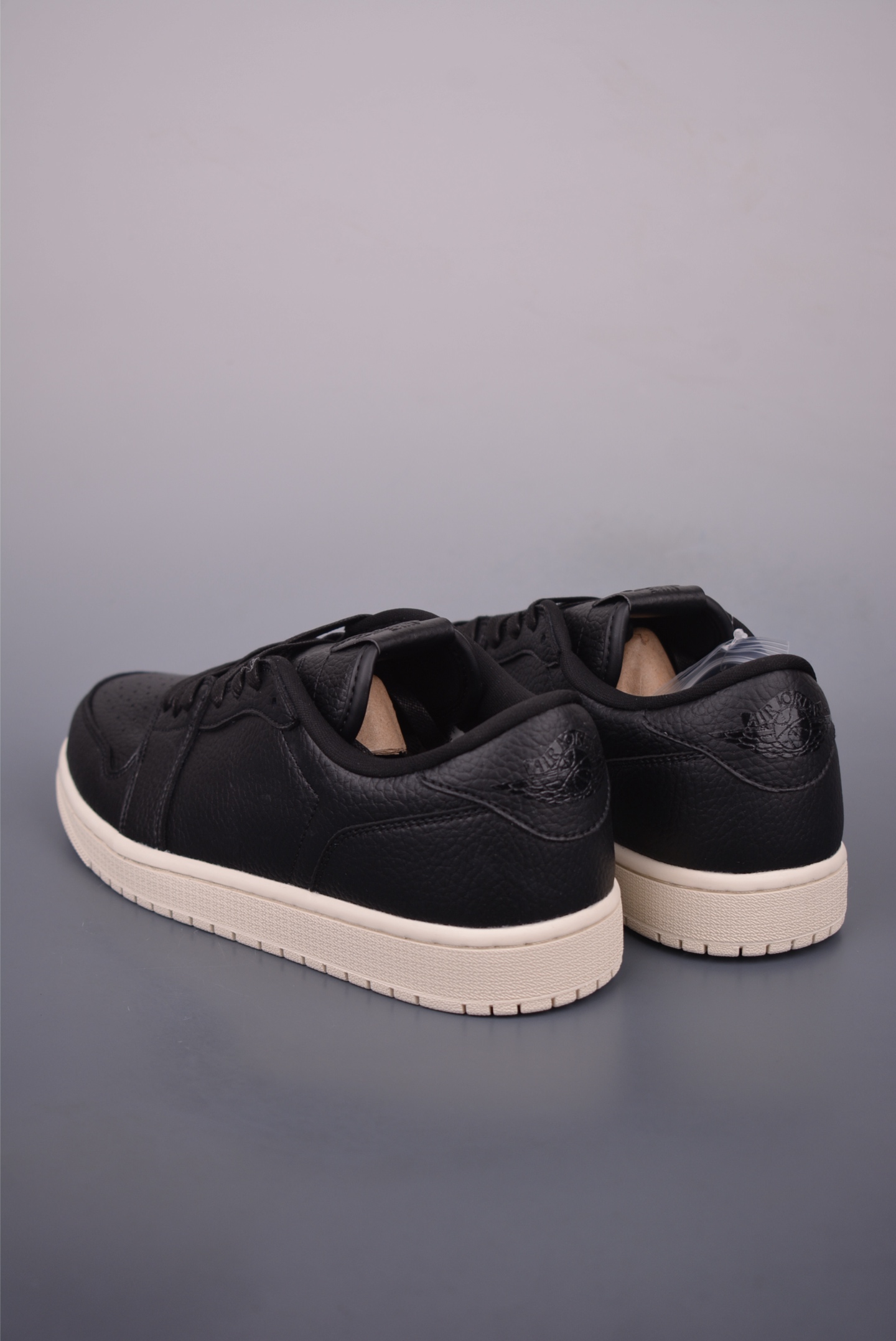Air Jordan 1 Low Black White Leather Casual Sneakers (Various Sizes) 2 i1750368471461 3621 0 1