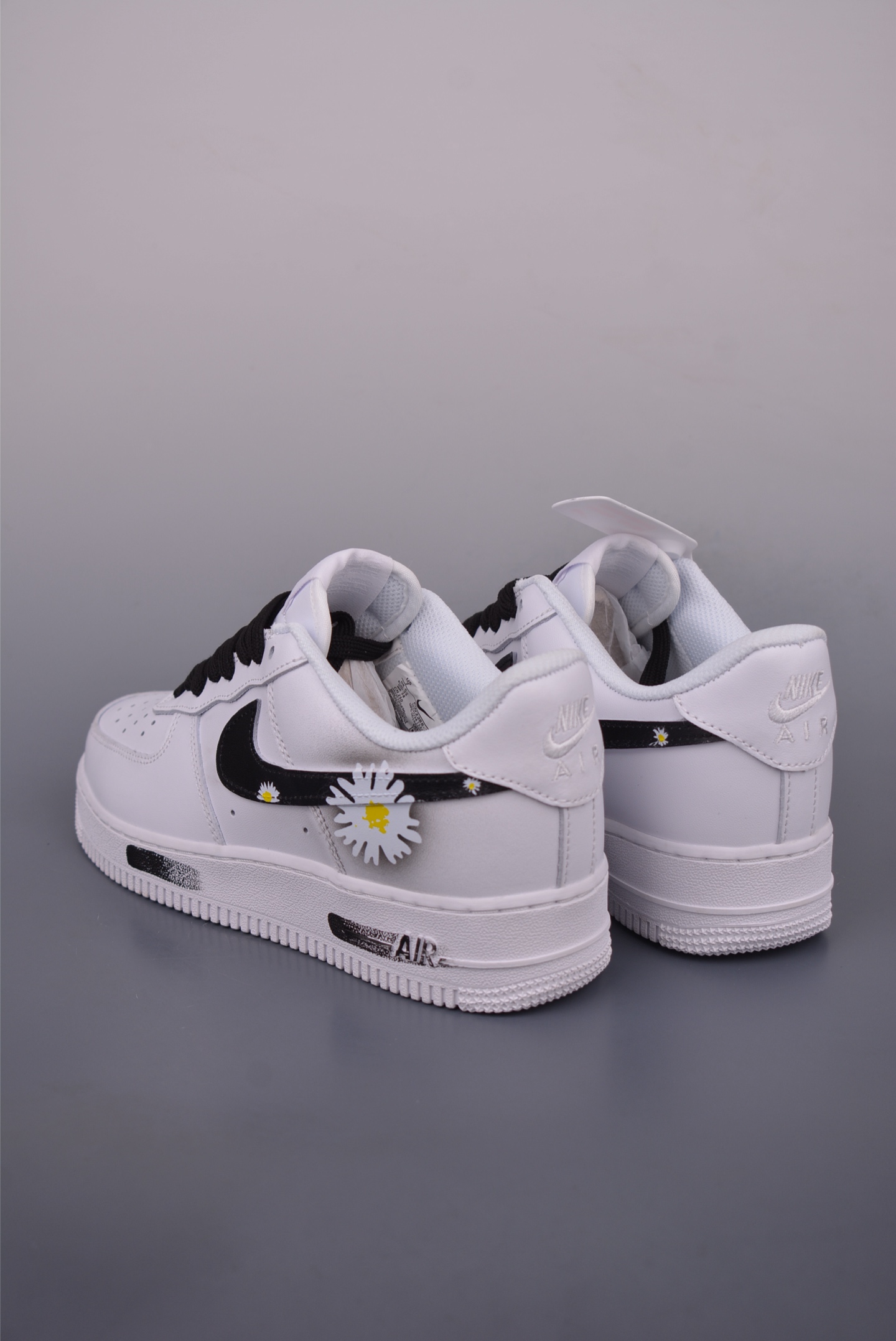 Nike Air Force 1 Low 'Daisy' Custom White Fashion Sneaker For Men and Women 2 i1750369911394 6118 0 1