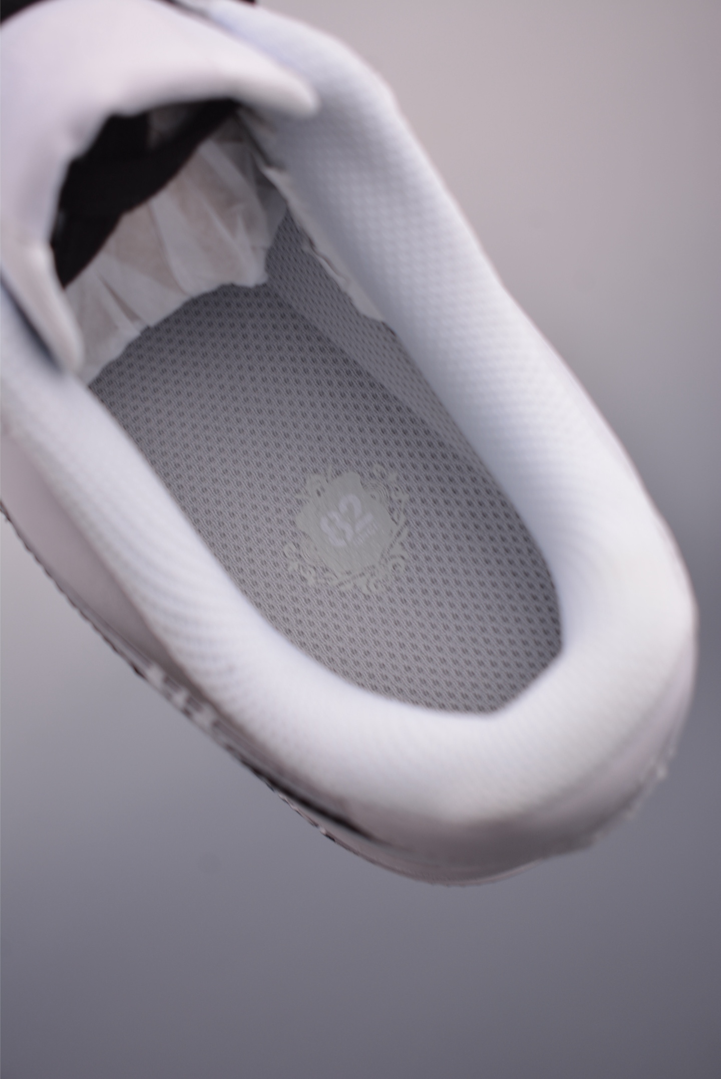 Nike Air Force 1 Low 'Daisy' Custom White Fashion Sneaker For Men and Women 9 i1750369912573 9980 0 8