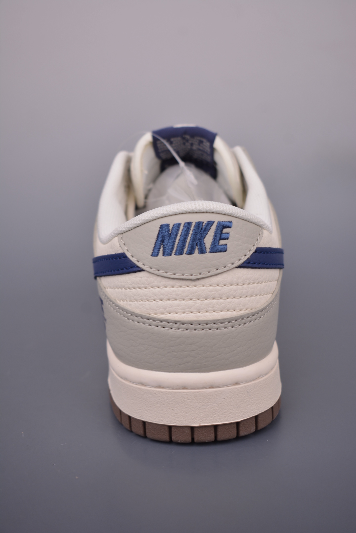 Nike SB Dunk Low Burberry Sneakers - Stylish Comfort and Iconic Design 5 i1750370180880 7600 0 3