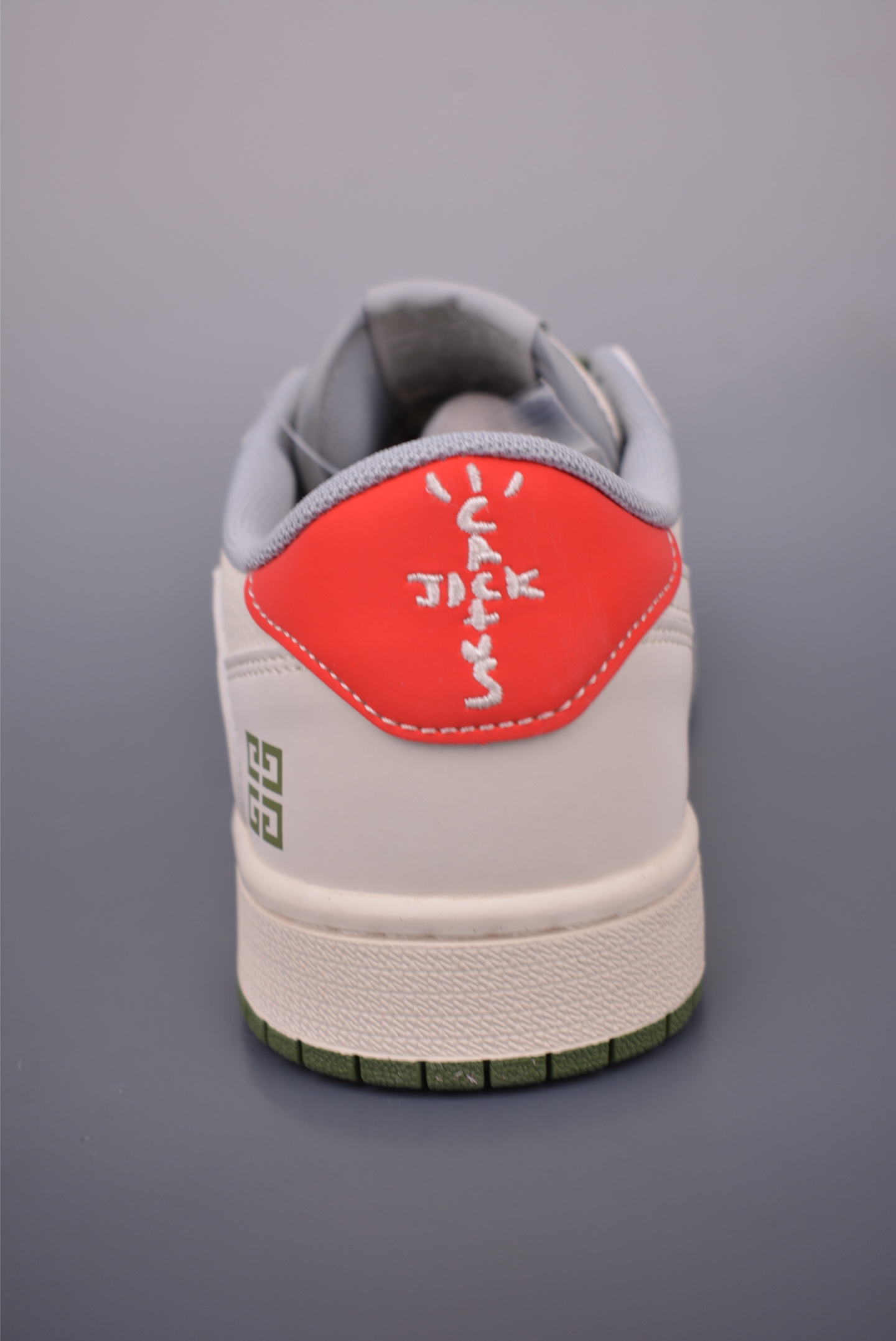 Givenchy Air Jordan 1 Low: Stylish Sneakers for Everyday Wear 5 i1750370688848 44 0 3