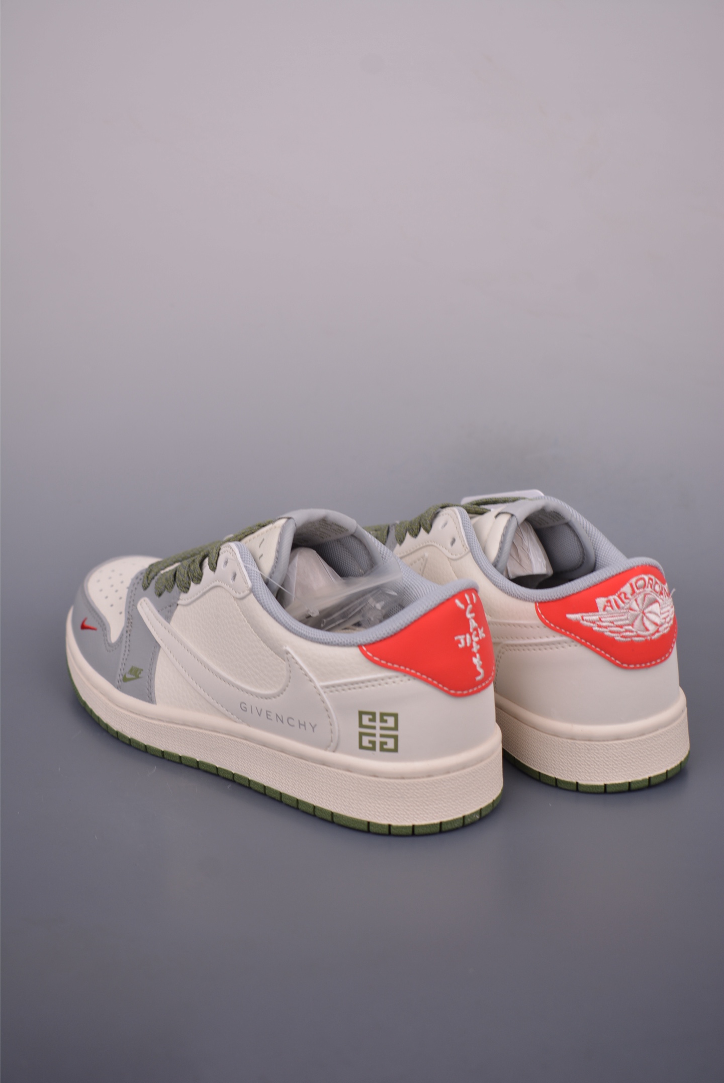 Givenchy Air Jordan 1 Low: Stylish Sneakers for Everyday Wear 3 i1750370688916 1460 0 1