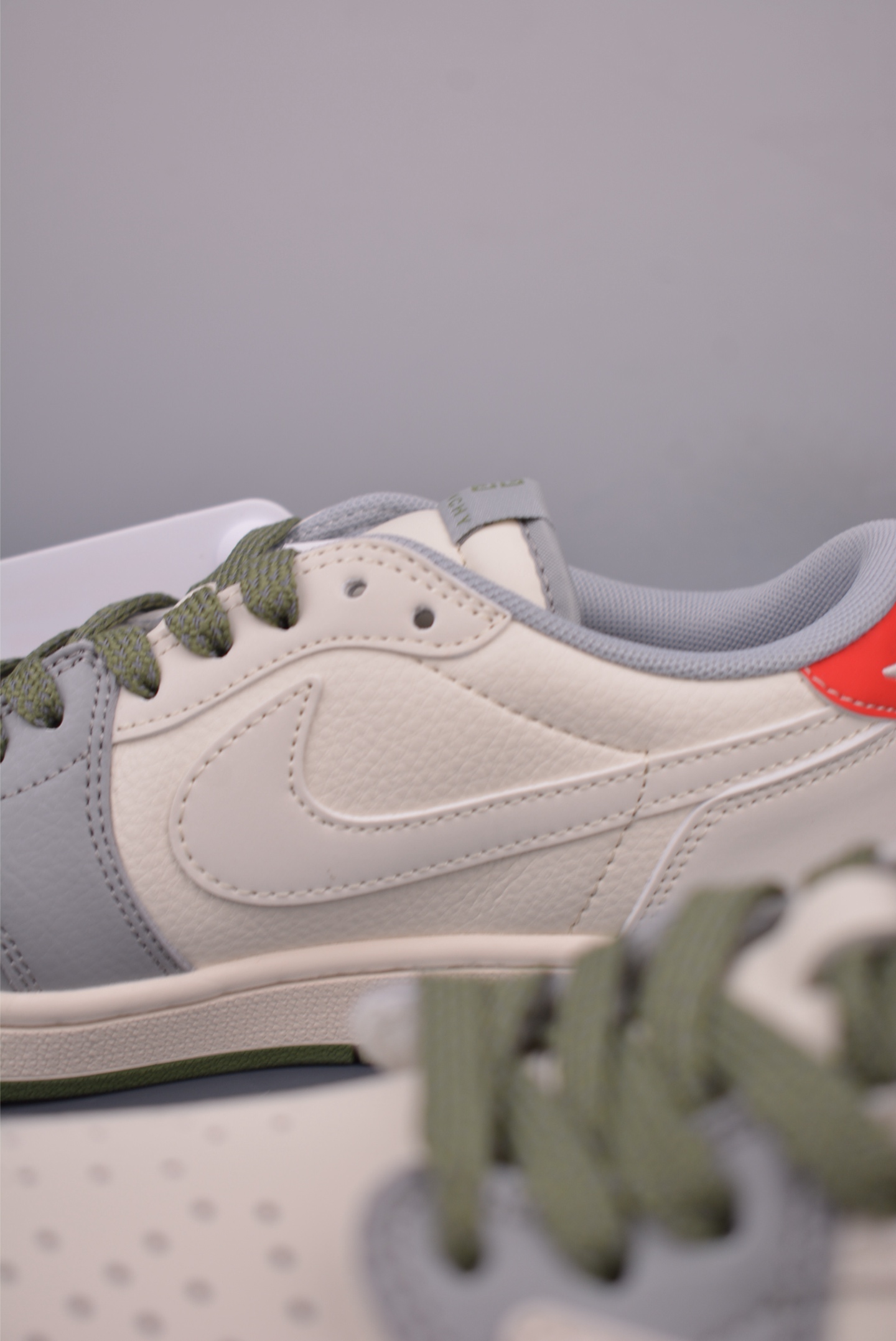 Givenchy Air Jordan 1 Low: Stylish Sneakers for Everyday Wear 9 i1750370690034 7700 0 7