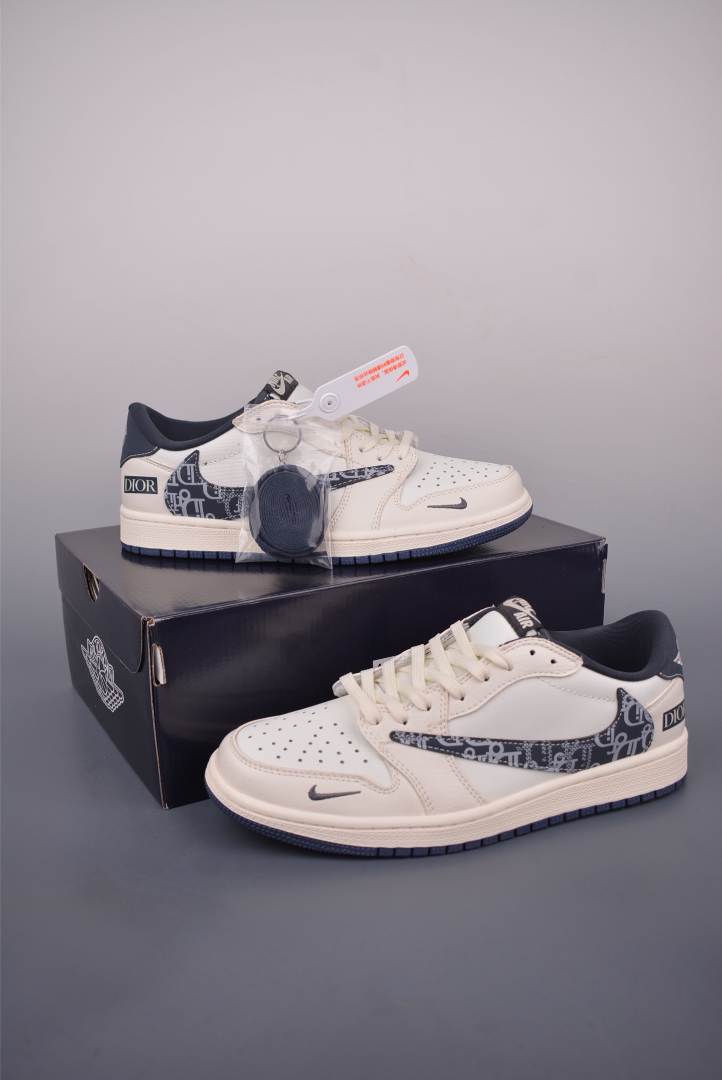 Fragment x Travis Scott x Dior Air Jordan 1 Low Sneakers 6 i1750370748593 309 0 4