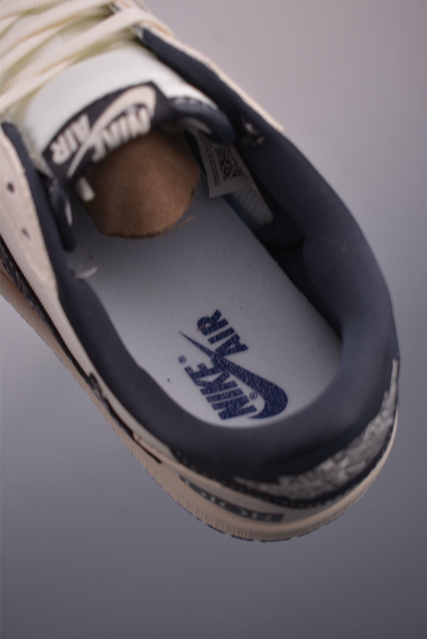 Fragment x Travis Scott x Dior Air Jordan 1 Low Sneakers 10 i1750370748632 9927 0 8