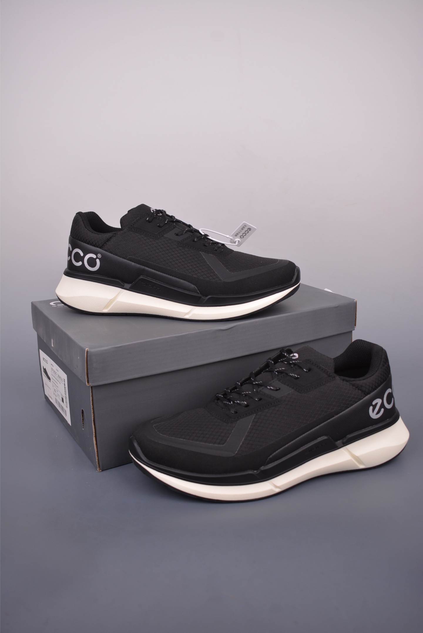 Ecco 2025 Men's Lightweight Street Sneakers - Premium Leather, Black 5 i1750370897929 8054 0 4