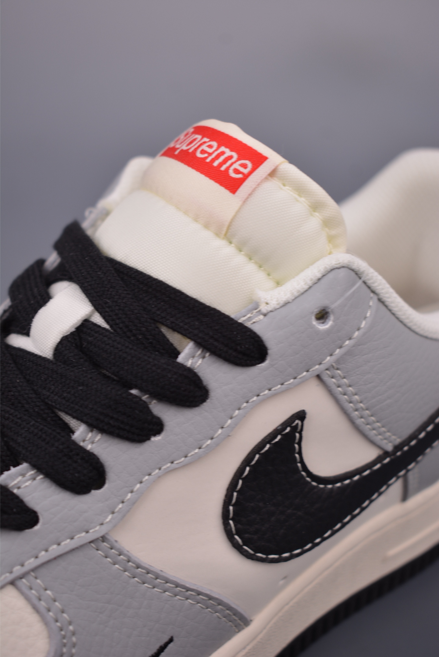 Nike Air Force 1 Low Supreme Collab Sneakers - Iconic Style, Premium Comfort 8 i1750451486540 3969 0 6