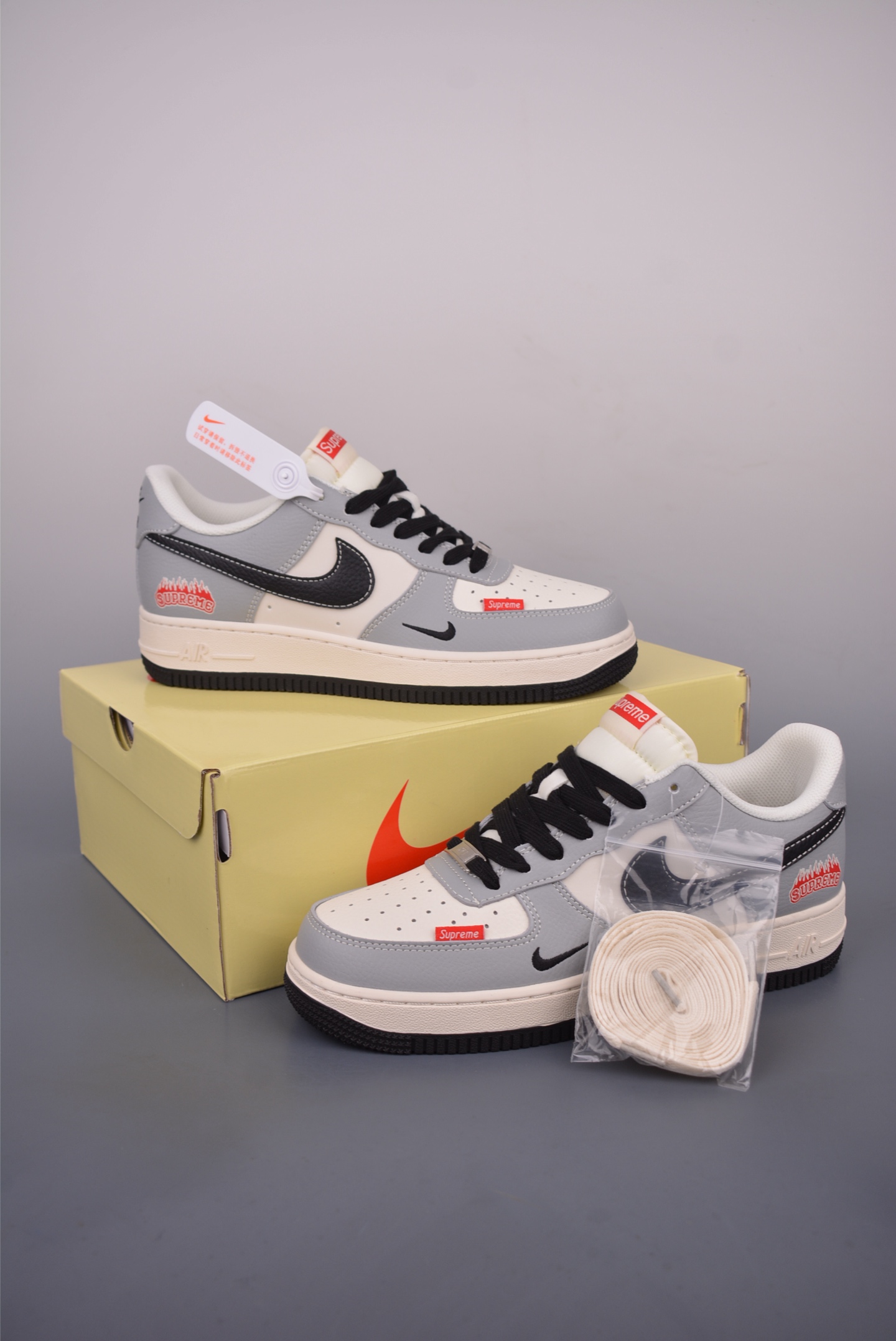 Nike Air Force 1 Low Supreme Collab Sneakers - Iconic Style, Premium Comfort 6 i1750451488971 5323 0 4